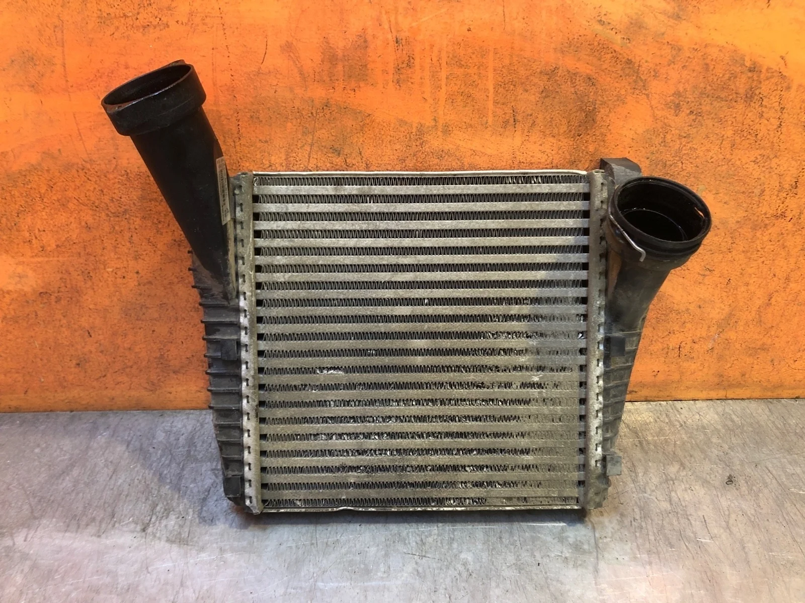 Интеркулер Volkswagen Touareg 2010-2018