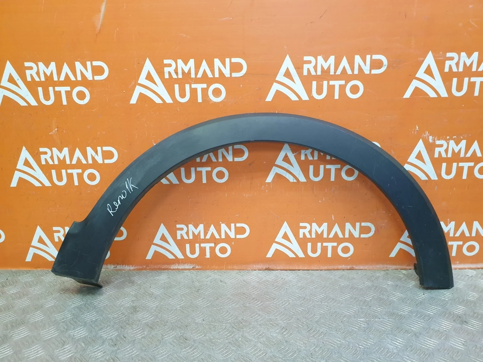 Расширитель крыла RENAULT Kaptur 2016-нв