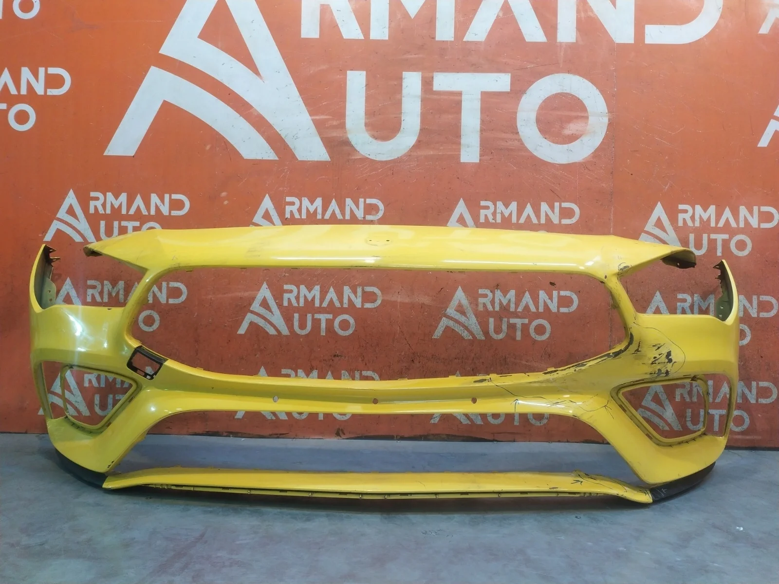 Бампер Mercedes CLA-Class 2019-нв C118