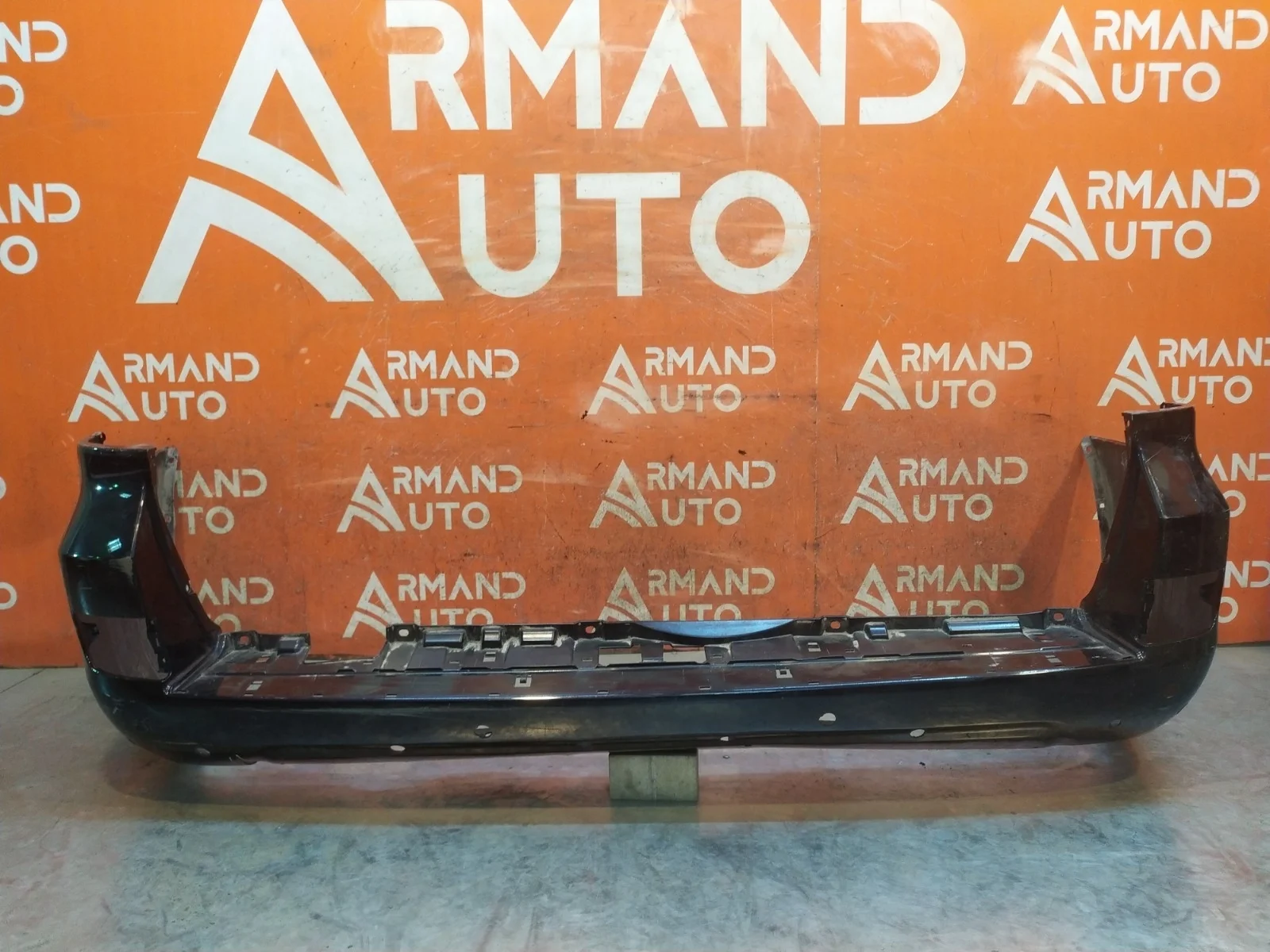 Бампер Toyota Land Cruiser 2015-2021 200