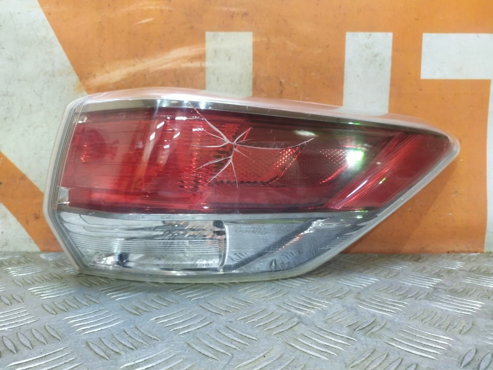 Фонарь внешний Toyota Highlander 2013-2019 U50