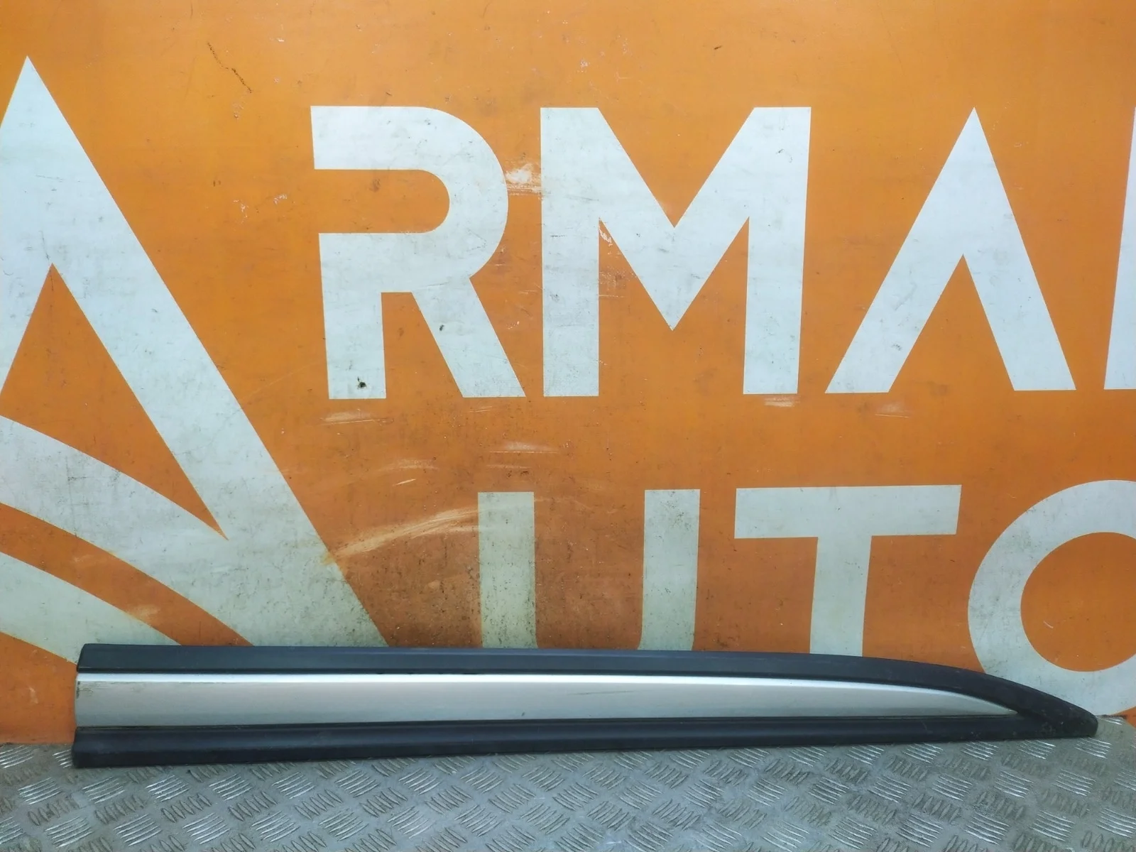 Молдинг двери Mitsubishi Outlander 2015-нв 3