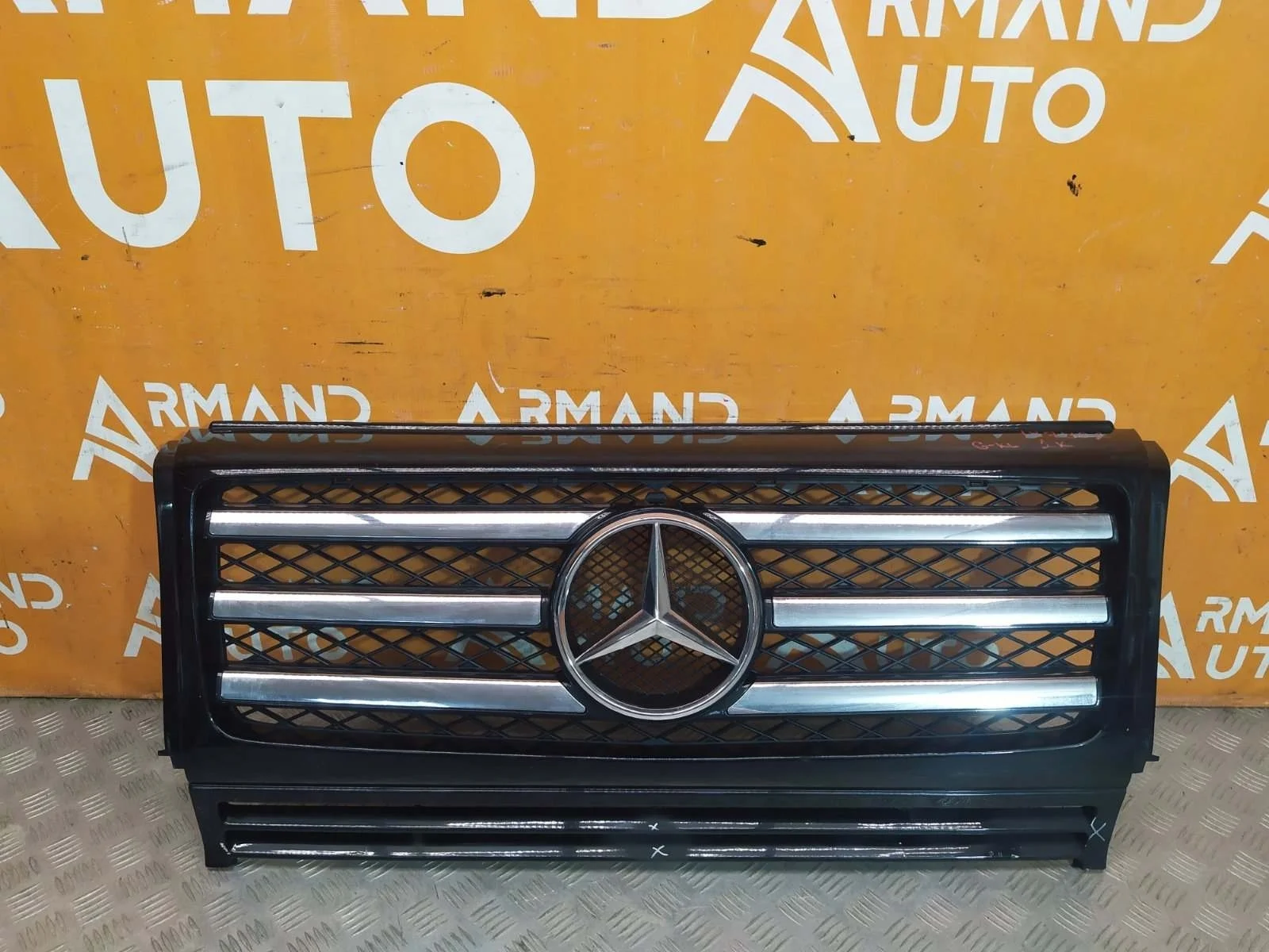 Решетка радиатора Mercedes G-Class 2008-2012 W463