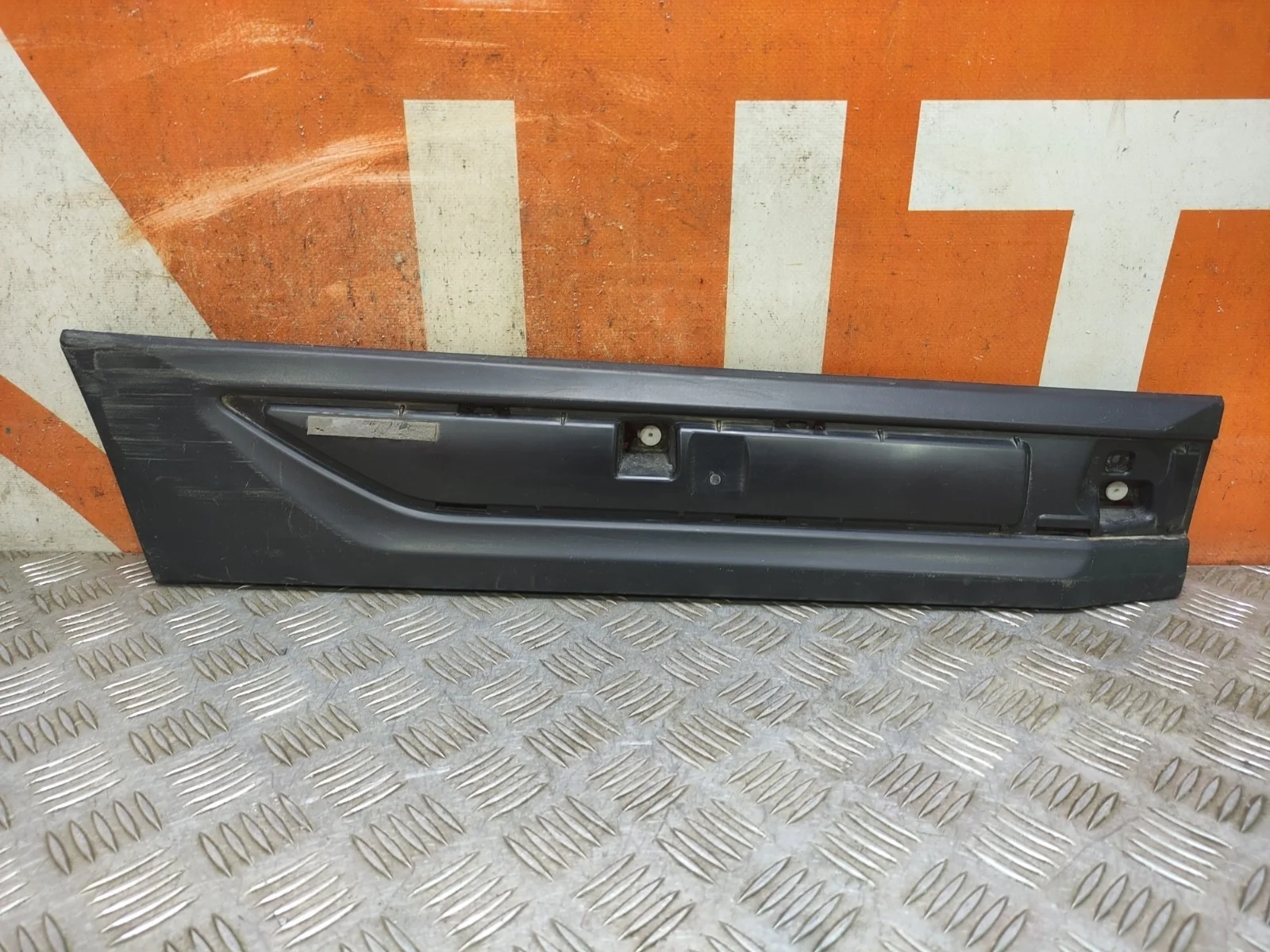 Молдинг двери Mitsubishi OUTLANDER 2015-нв 3