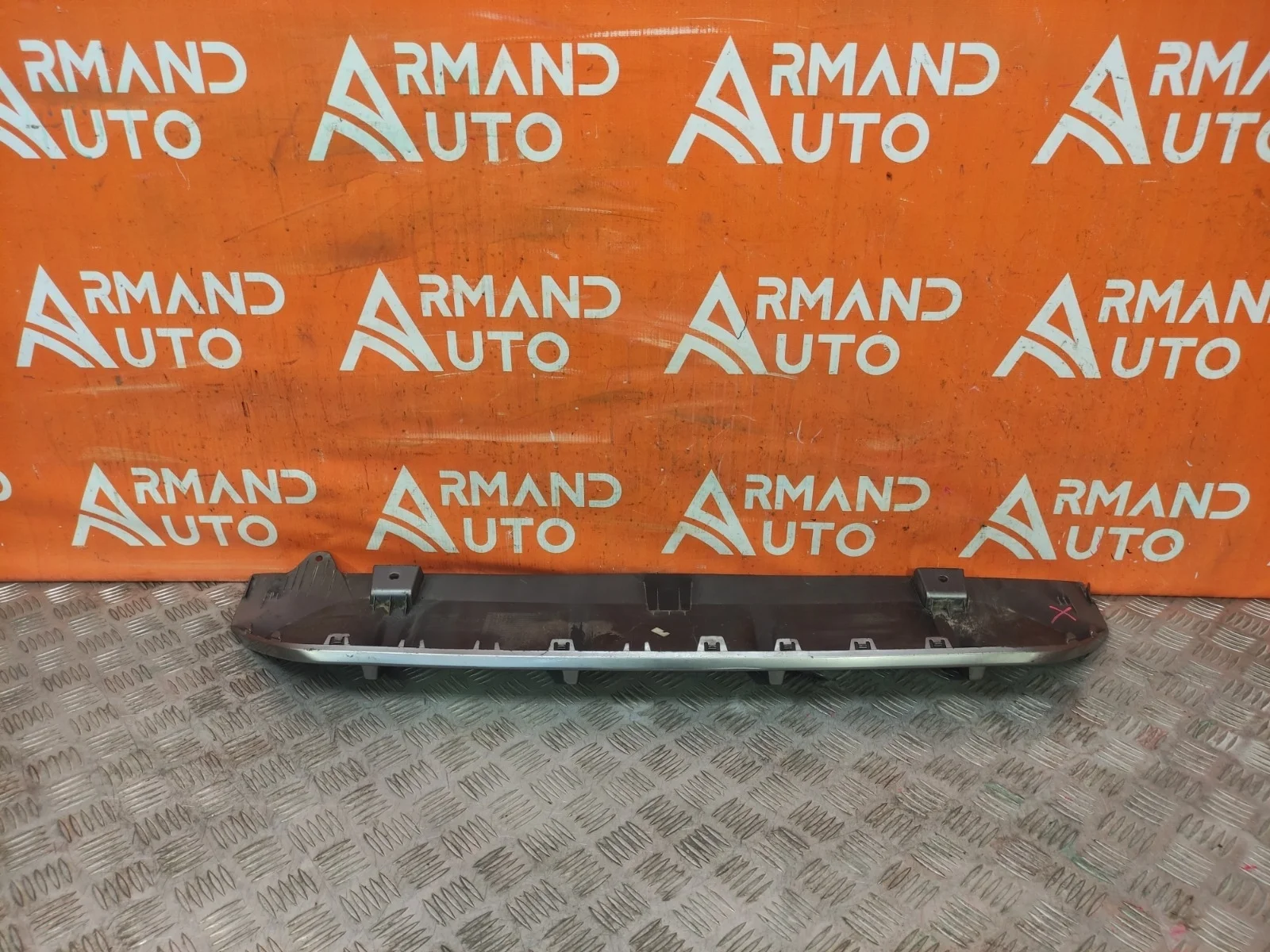 Накладка юбки бампера Kia K5 2020-нв 3