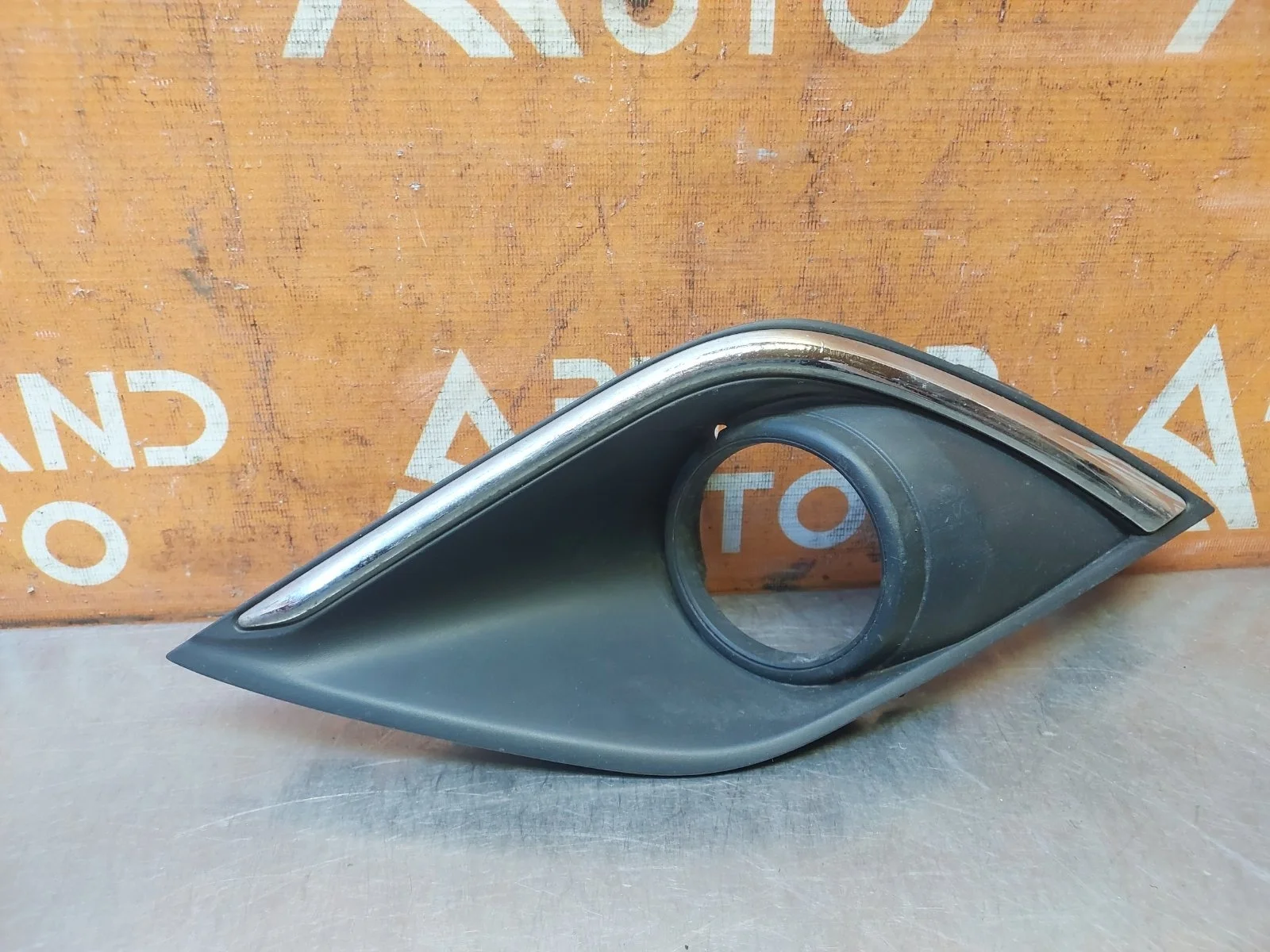 Окантовка птф Mitsubishi OUTLANDER 2018-нв 3