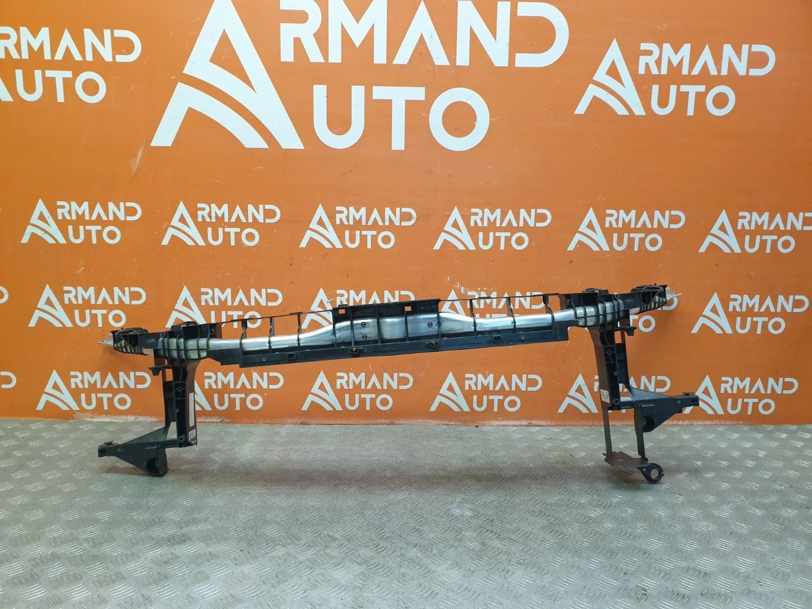 Панель передняя (суппорт радиатора) Mercedes B-Class 2011-2018 W246