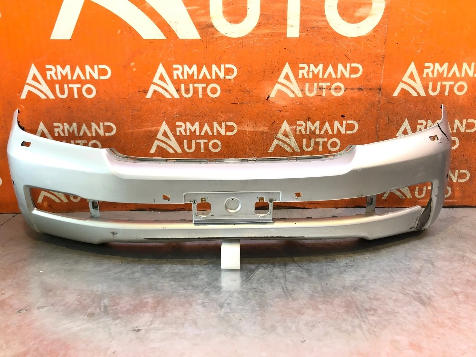 Бампер Toyota Land Cruiser 2007-2012