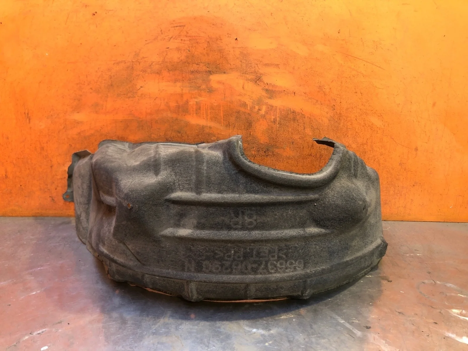 Подкрылок Toyota Camry 2017-нв 8 XV70