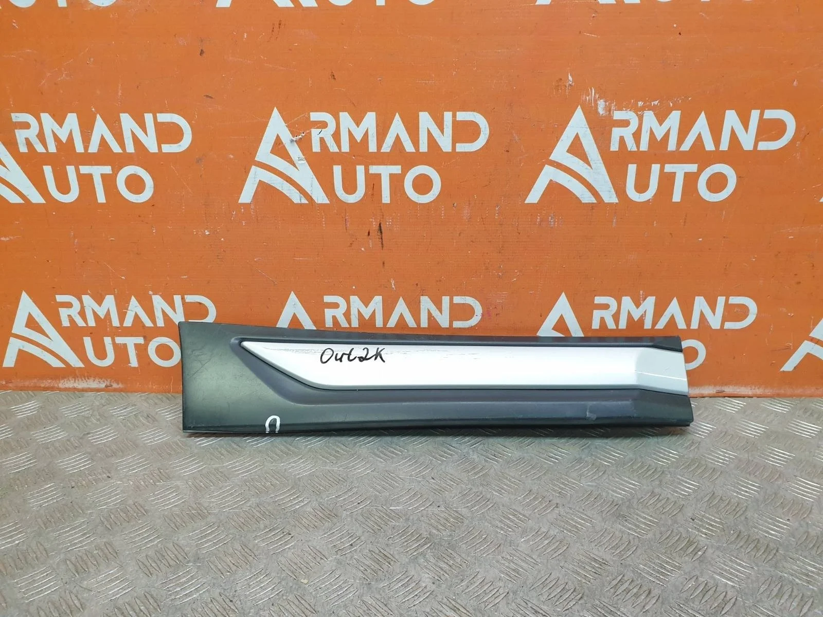 Молдинг двери Mitsubishi OUTLANDER 2015-нв 3