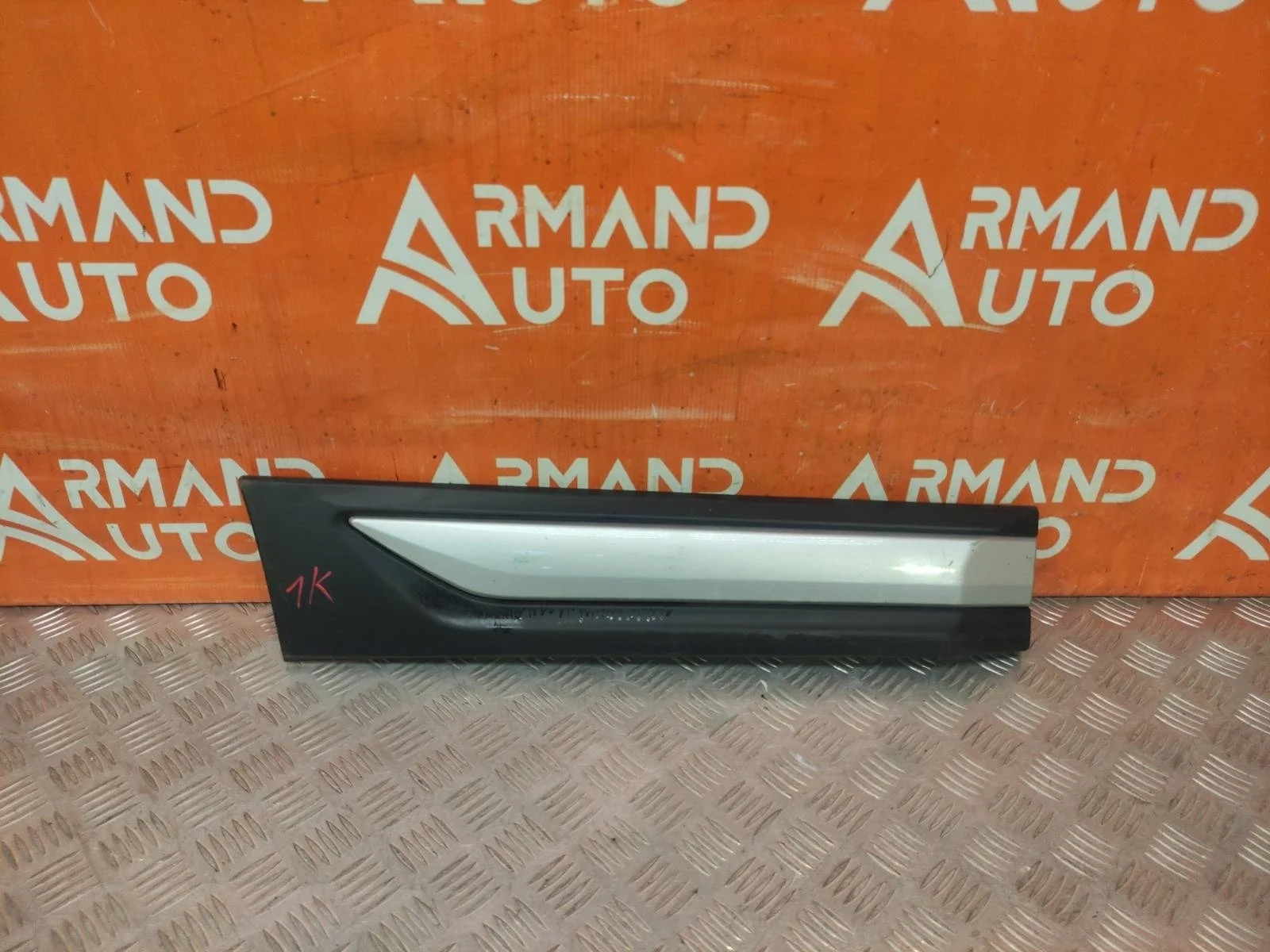 Молдинг двери Mitsubishi OUTLANDER 2015-нв 3