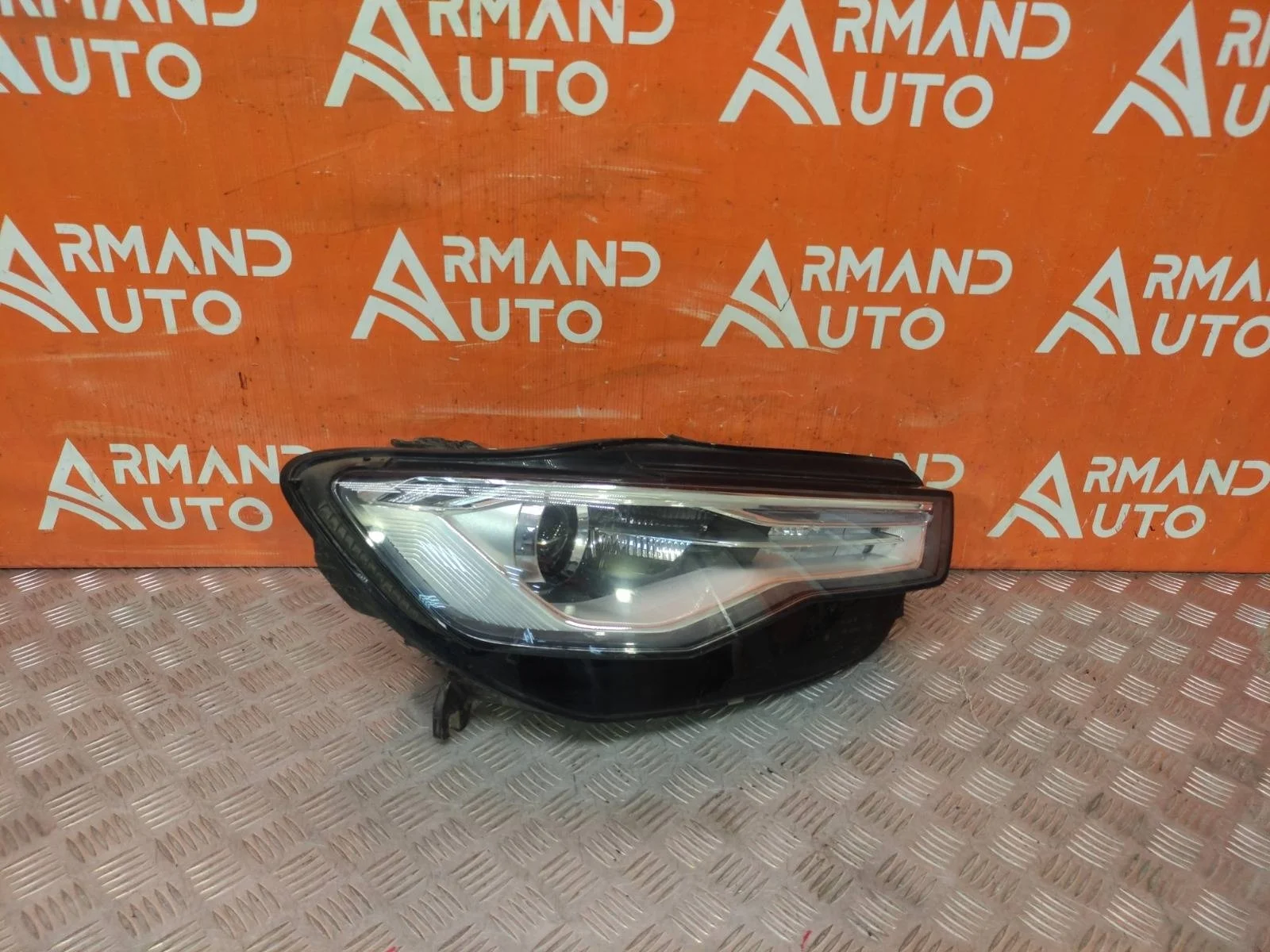 Фара Audi A6 2014-2018 C7