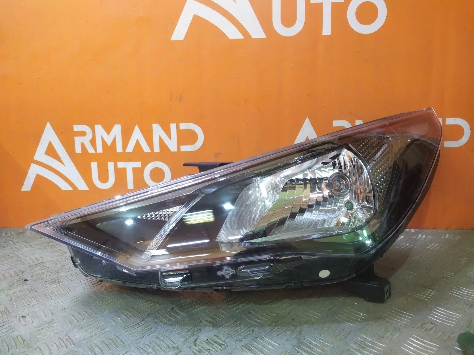 Фара Hyundai Solaris 2020-нв