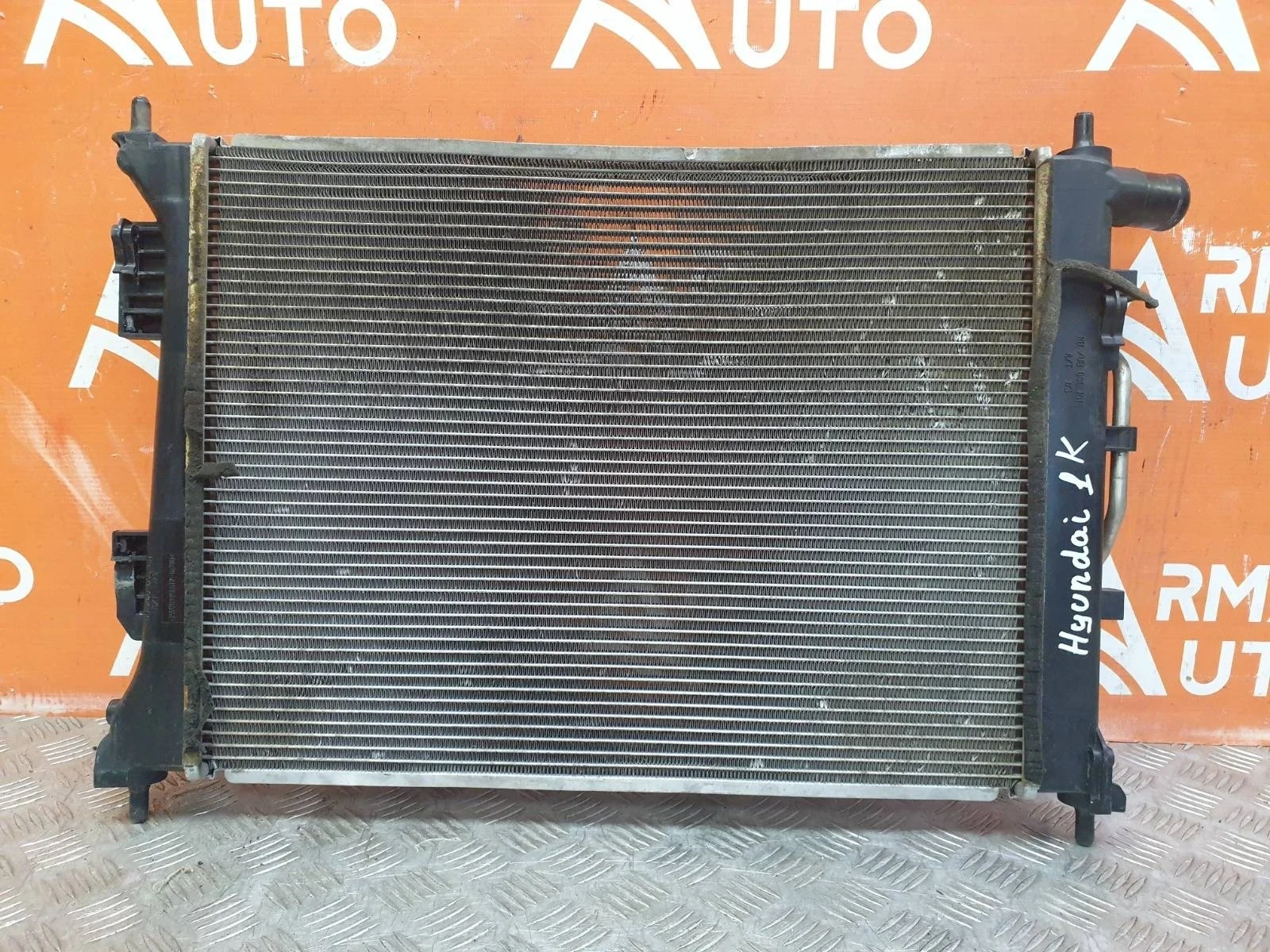 Радиатор двигателя (двс) Hyundai I20 2014-нв