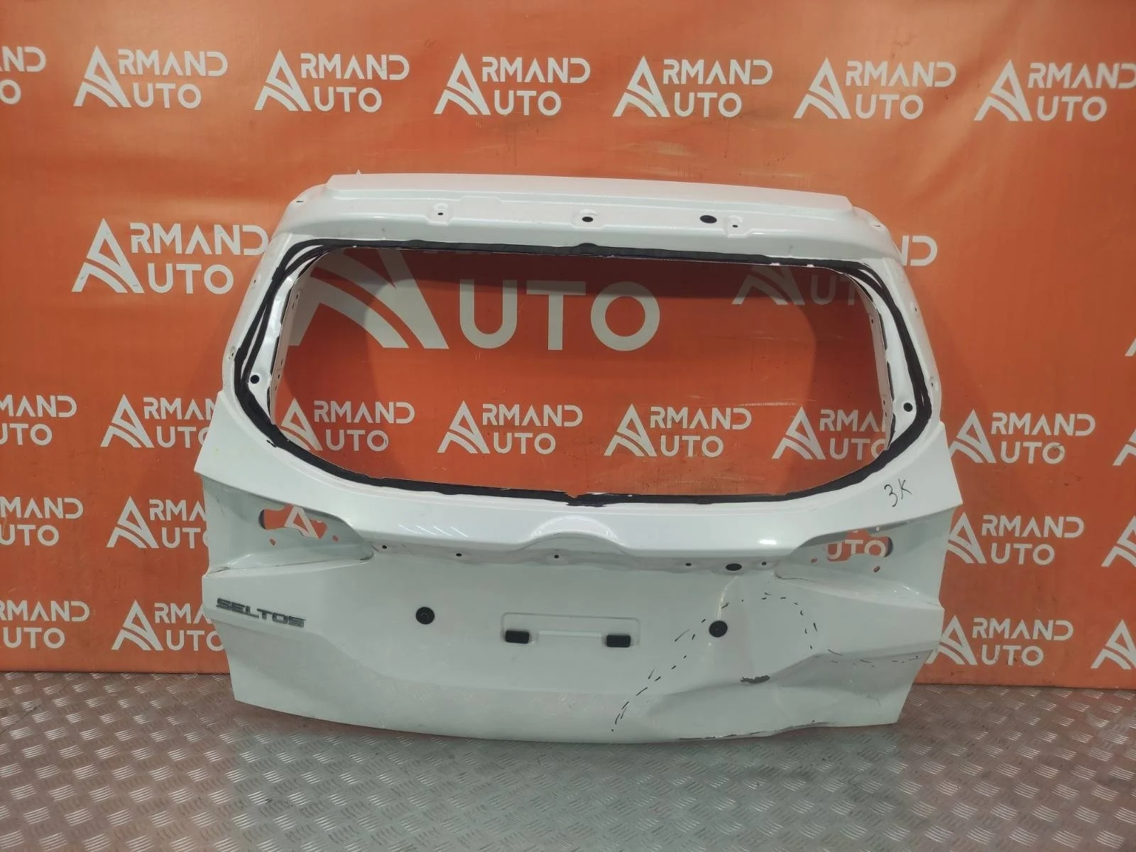 Дверь багажника kia Seltos 2019-нв