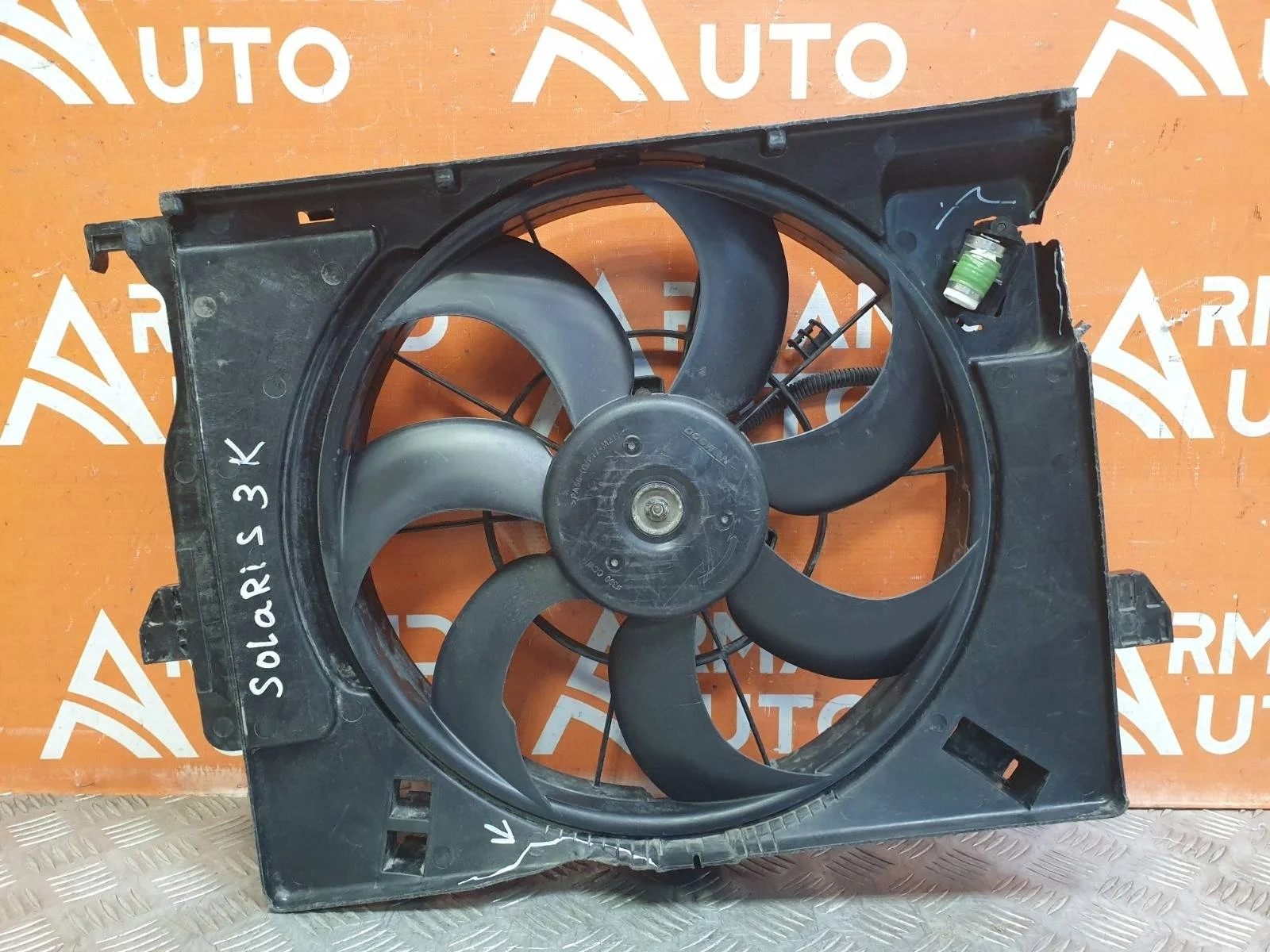 Диффузор вентилятора Hyundai SOLARIS 2010-2017