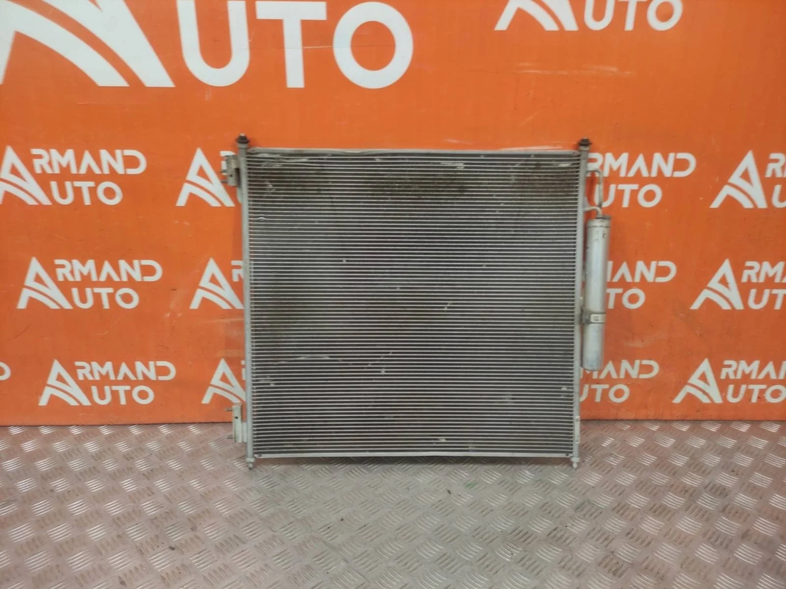 Радиатор кондиционера Land Rover Range 2012-2022 4 L405