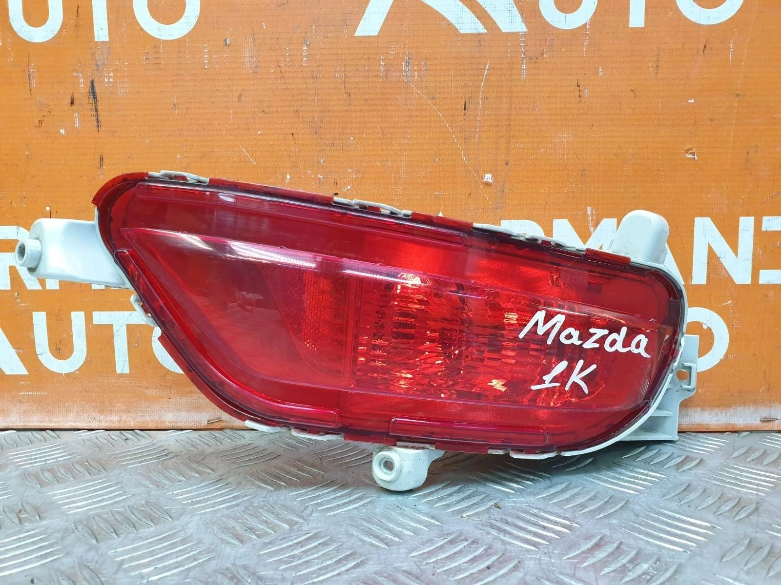 Фонарь противотуманный Mazda CX-5 2017-нв