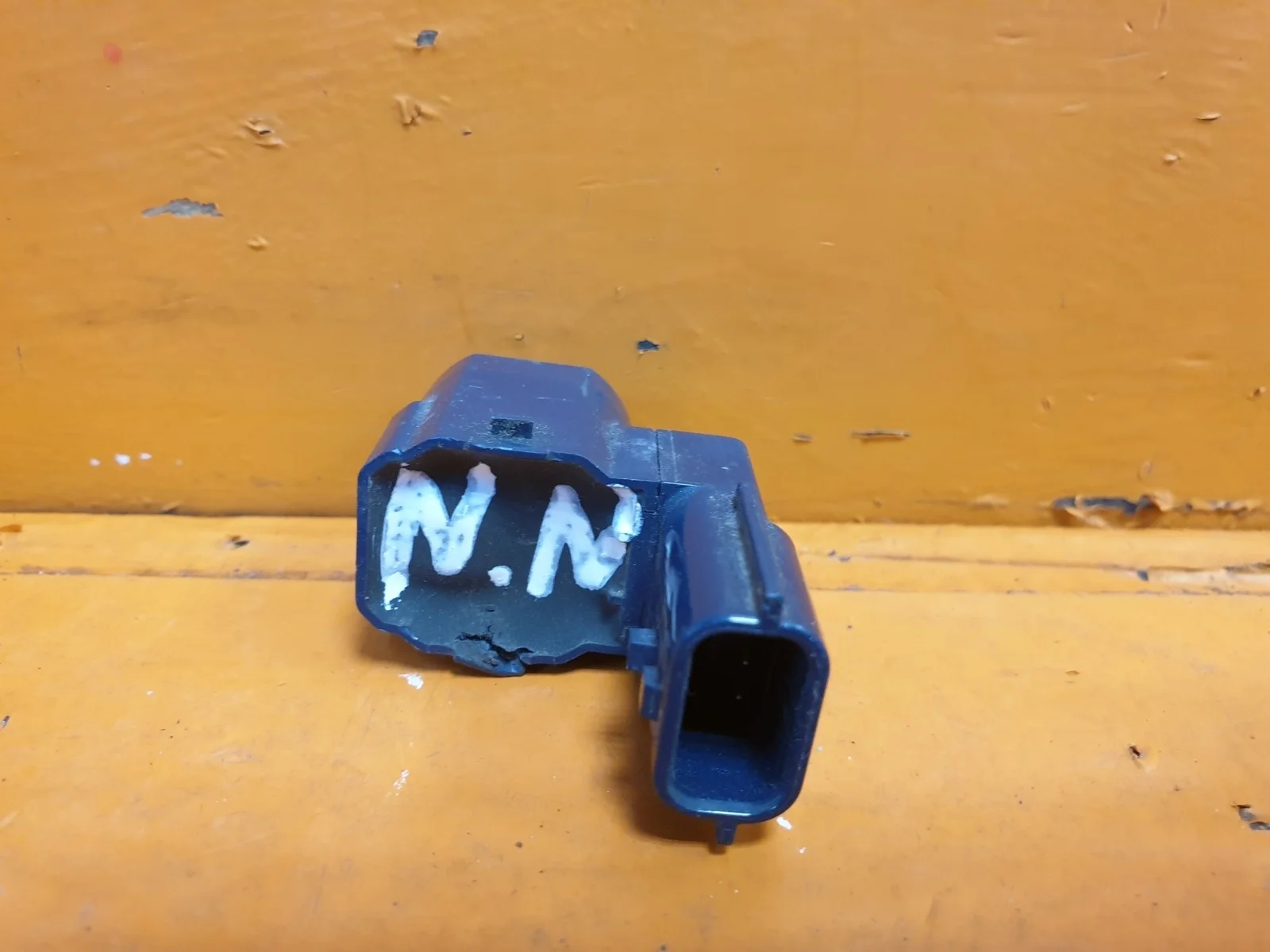 Датчик парктроника Mitsubishi Outlander 2012-нв 3