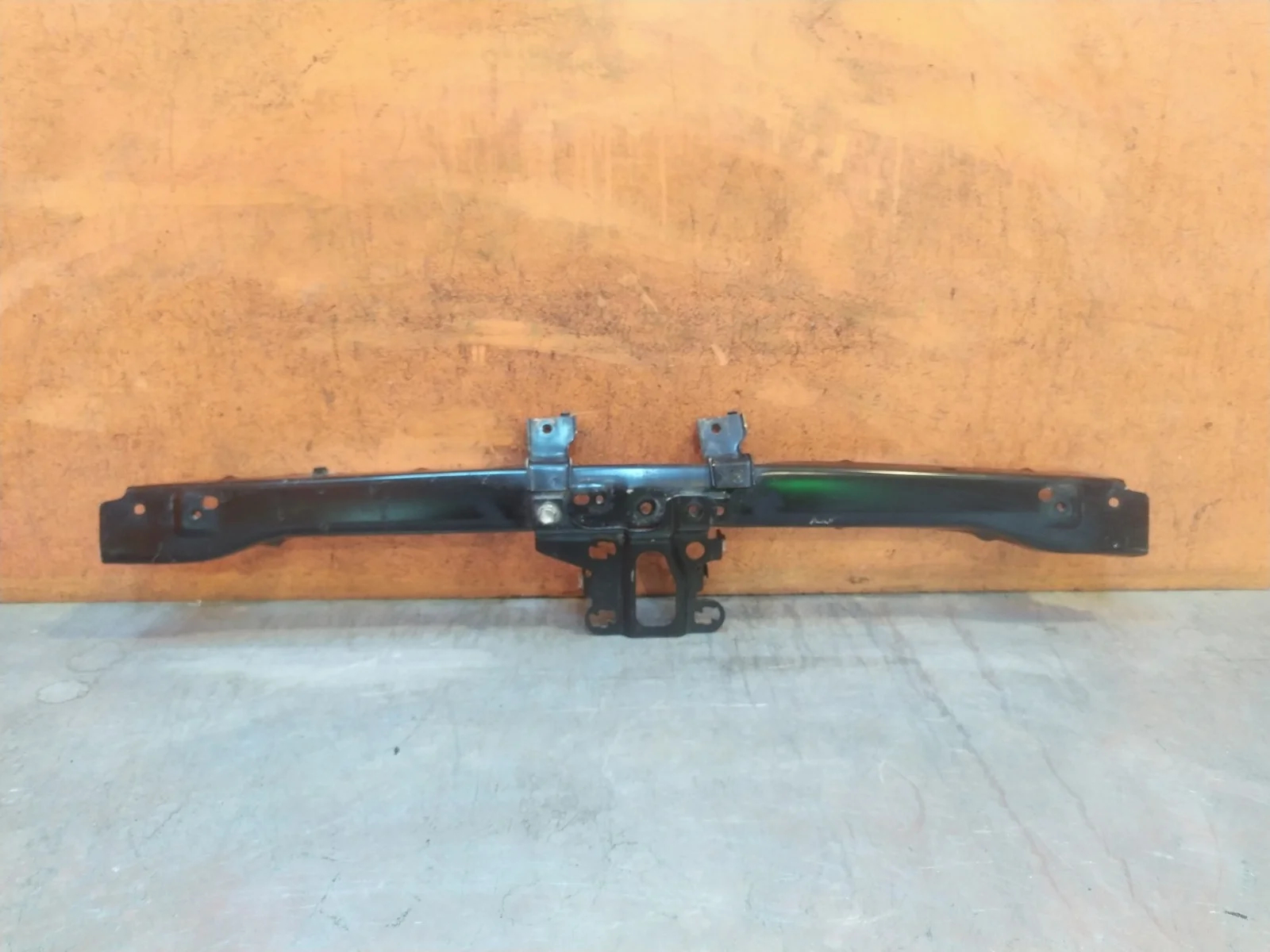 Усилитель бампера верхний Mitsubishi Pajero Sport 2015-2021 3