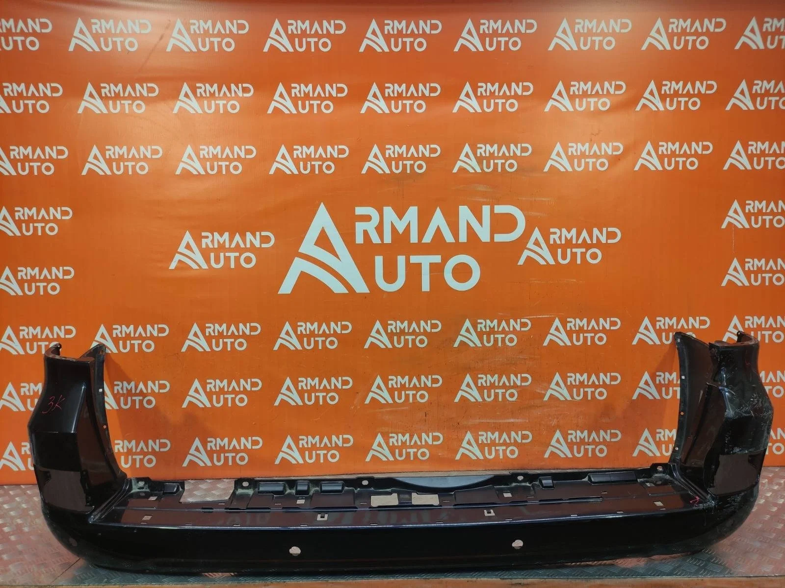 Бампер Toyota Land Cruiser 2015-2021 200