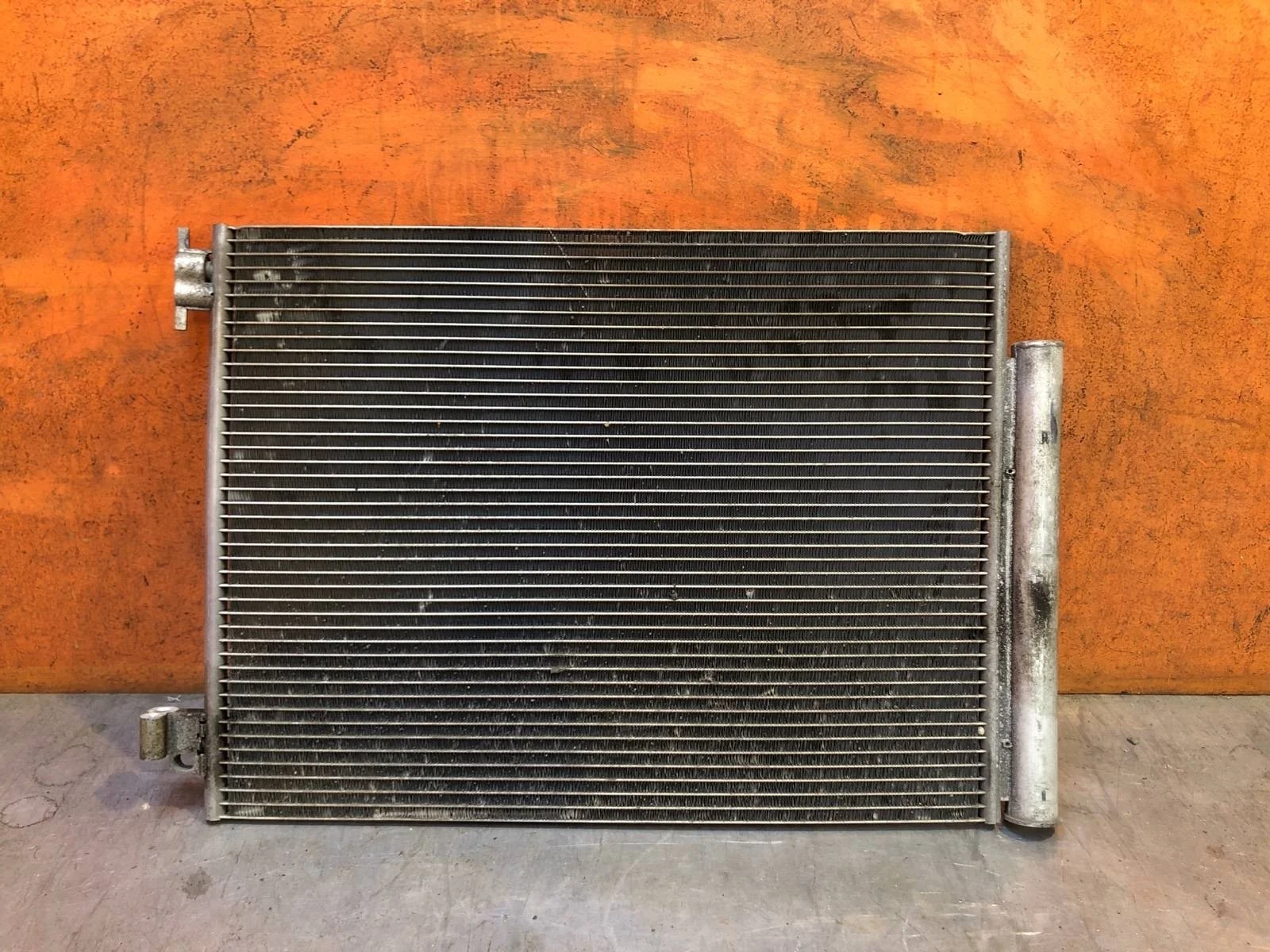 Радиатор кондиционера Renault Logan 2012-2022