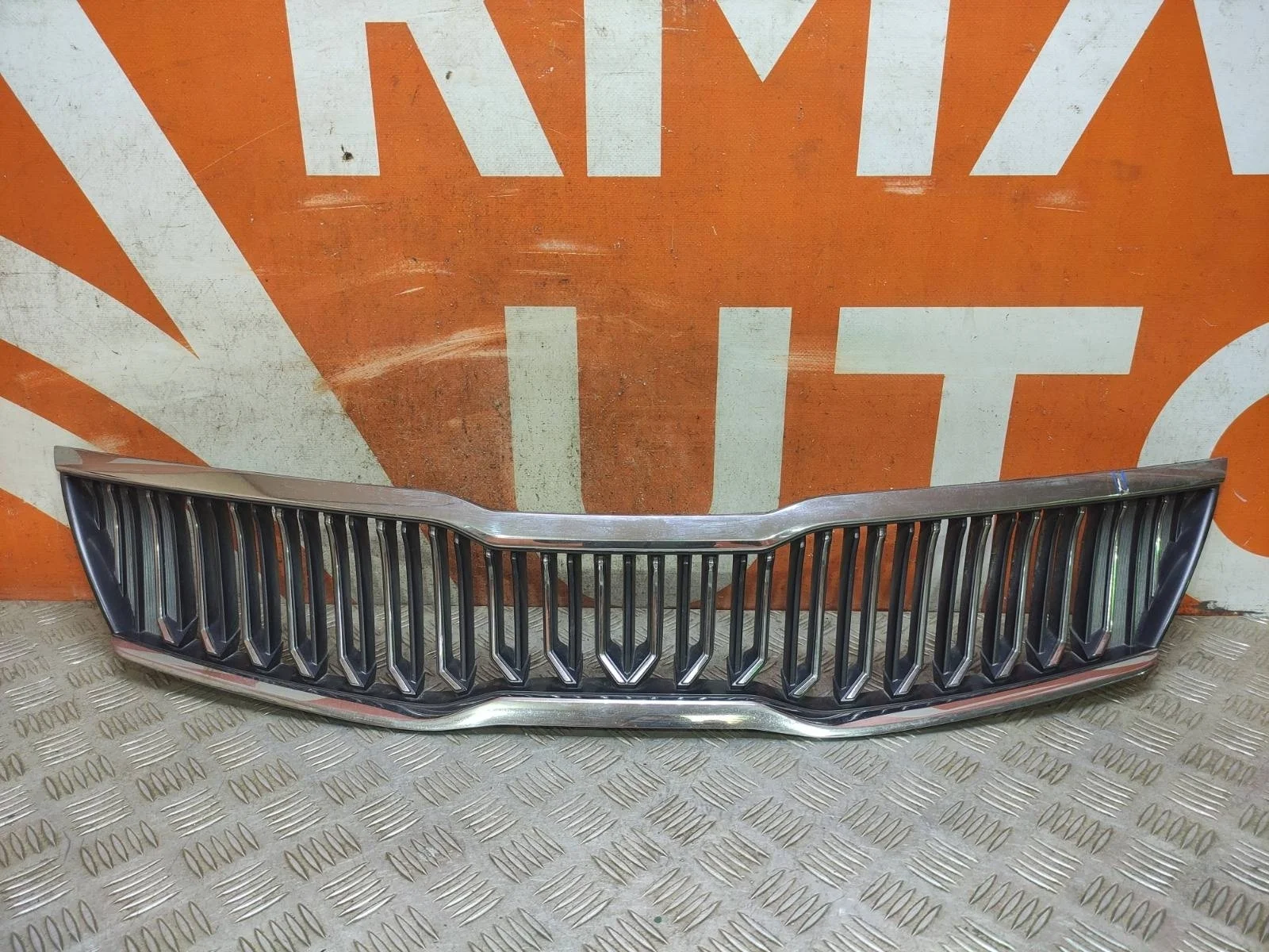 Решетка радиатора Kia Optima 2018-2020 4 JF