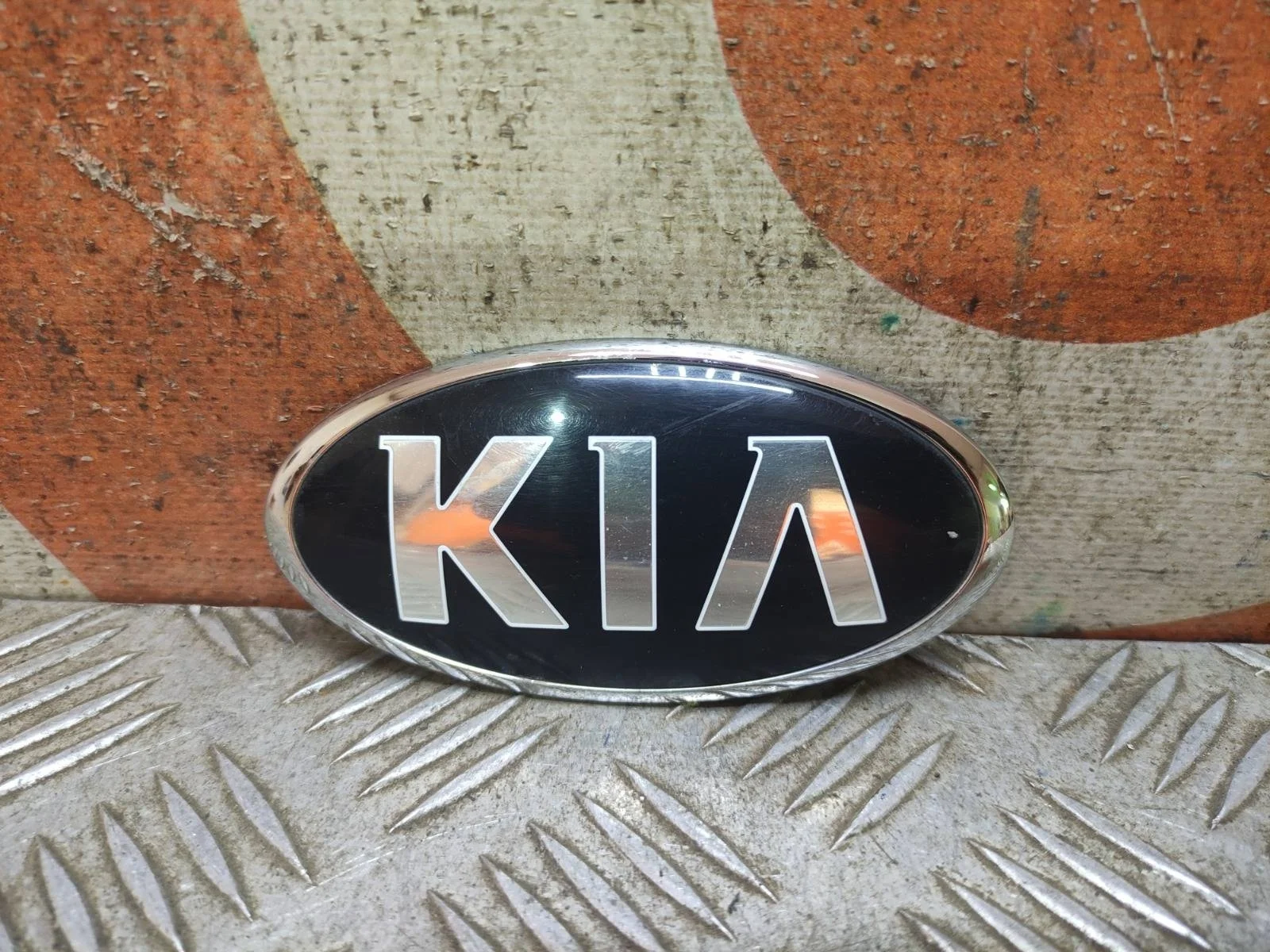 Эмблема Kia Ceed 2018-нв 3 CD