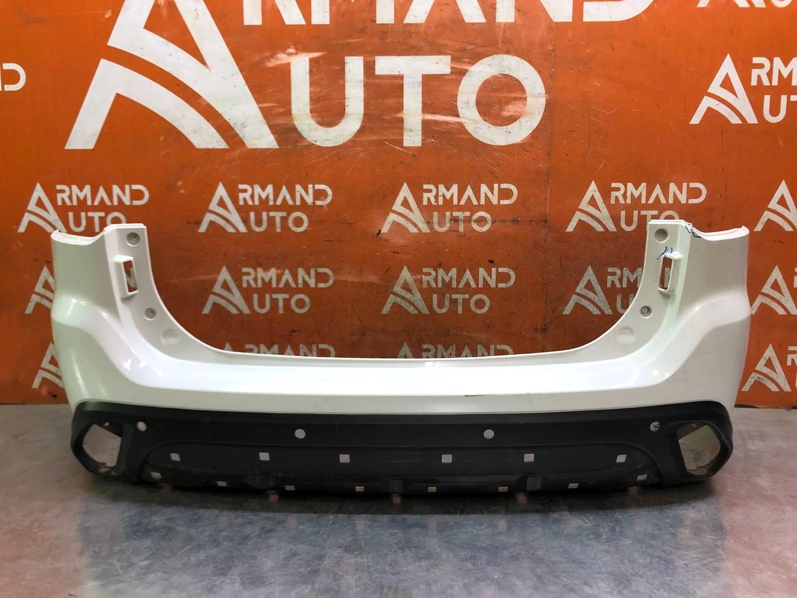 Бампер MItsubishi Outlander 2018-нв 3