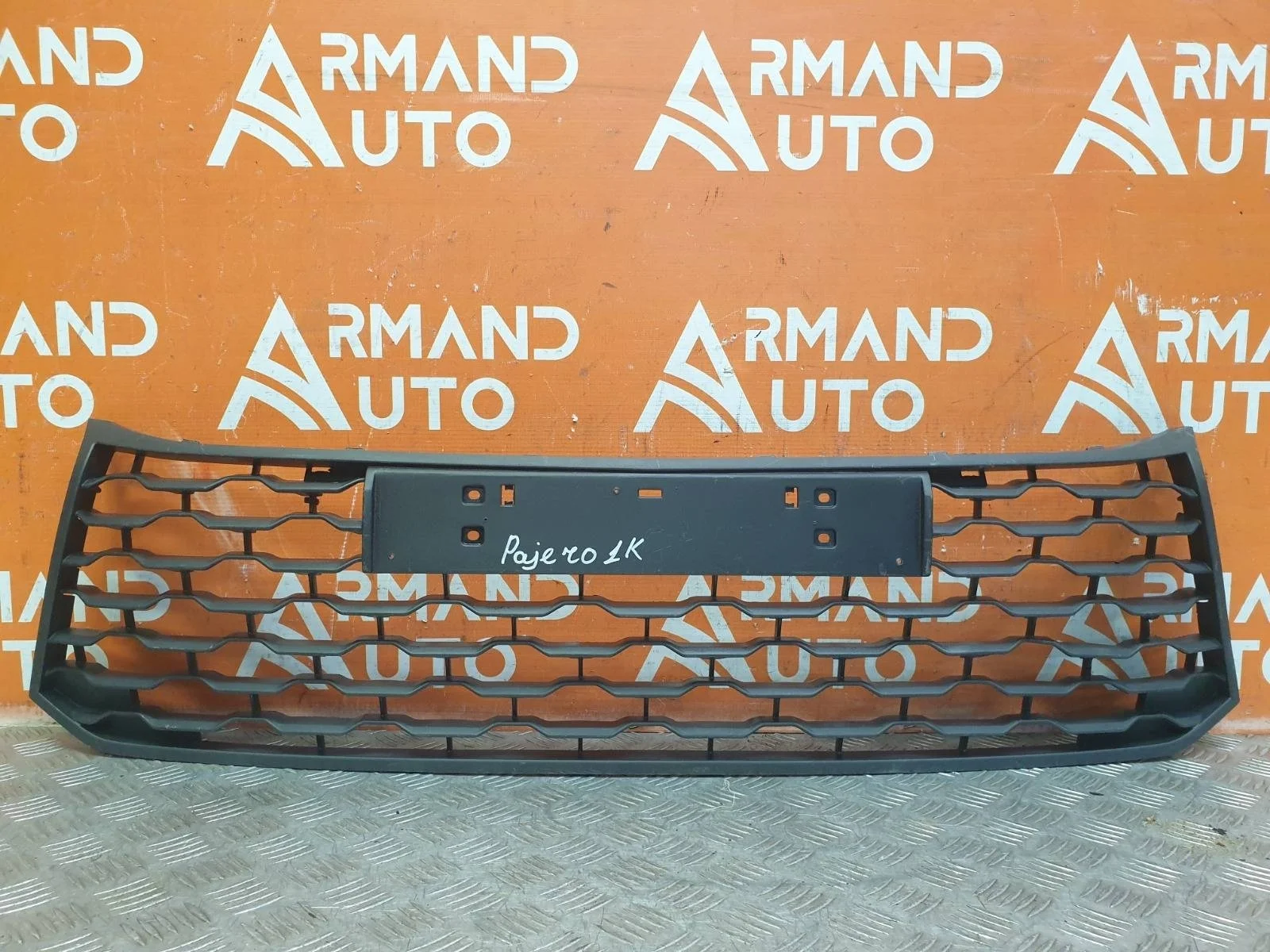 Решетка бампера MItsubishi Pajero Sport 2015-2021 3