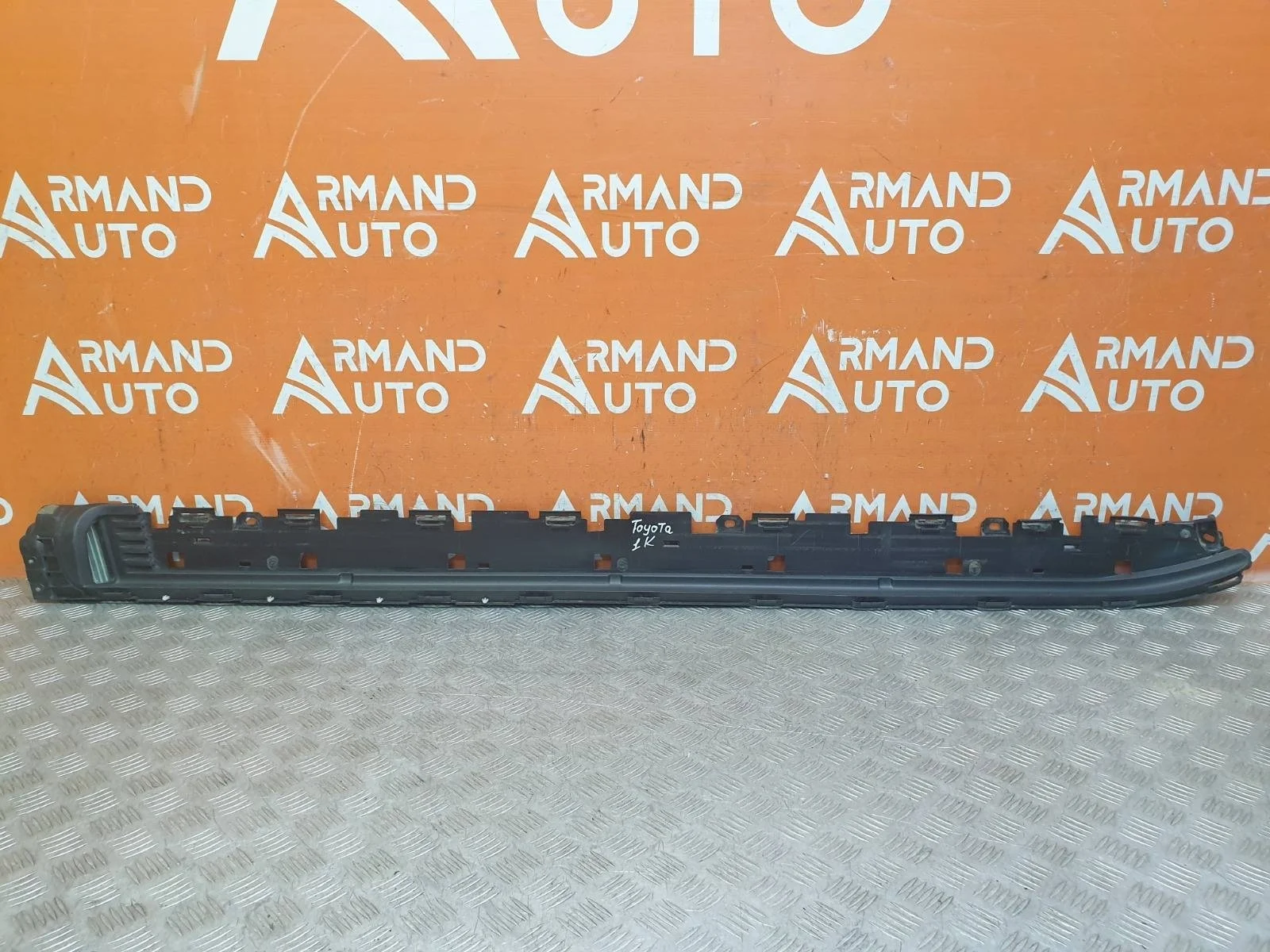 Каркас подножки Toyota Land Cruiser 2012-2021 200