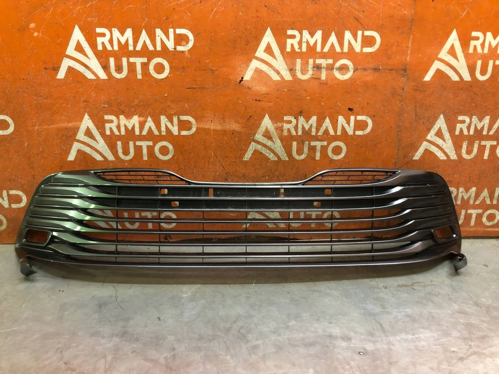 Решетка бампера Toyota Camry 2017-2020 8 XV70