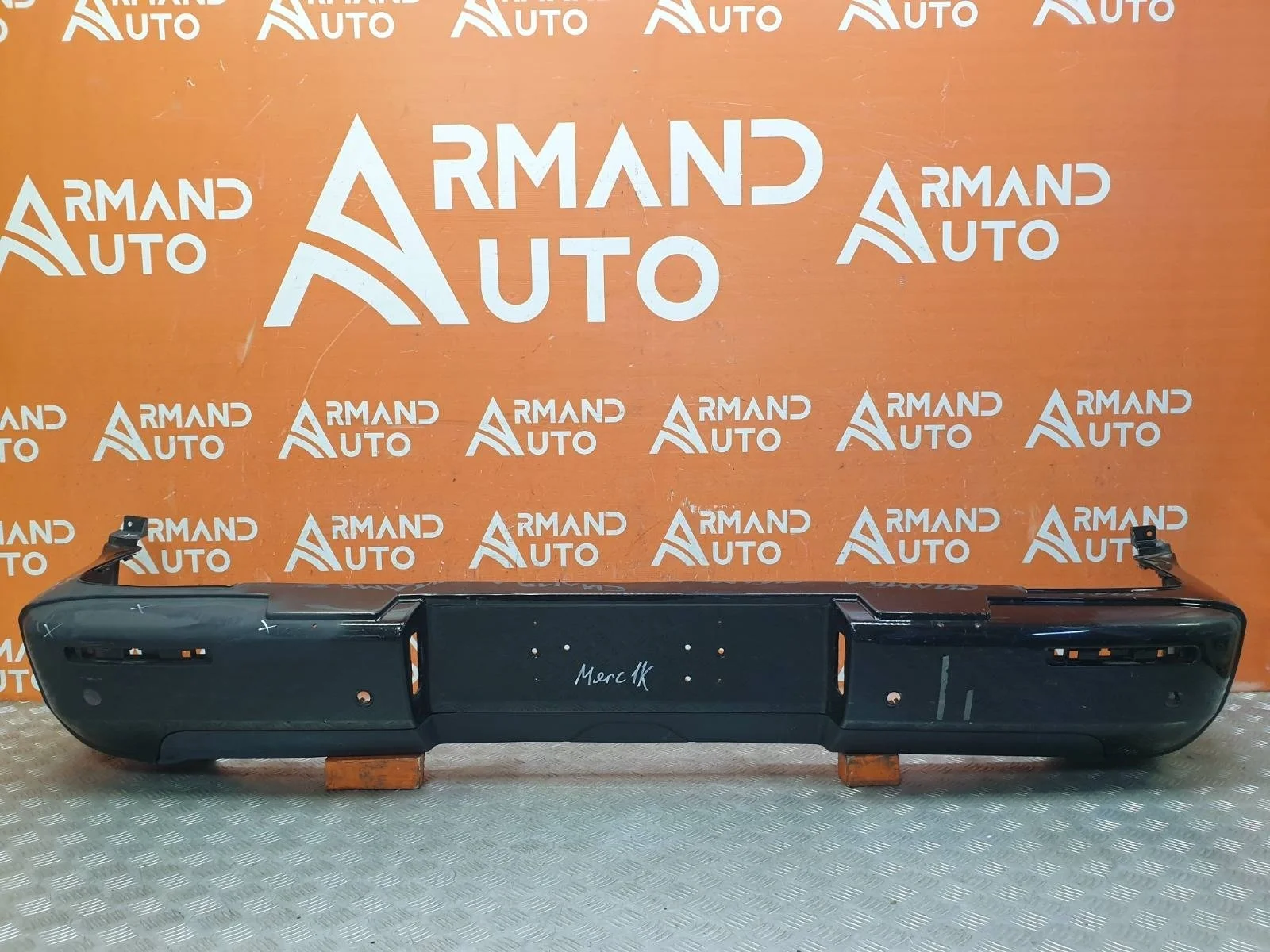 Бампер Mercedes G-Class 2018-нв W463