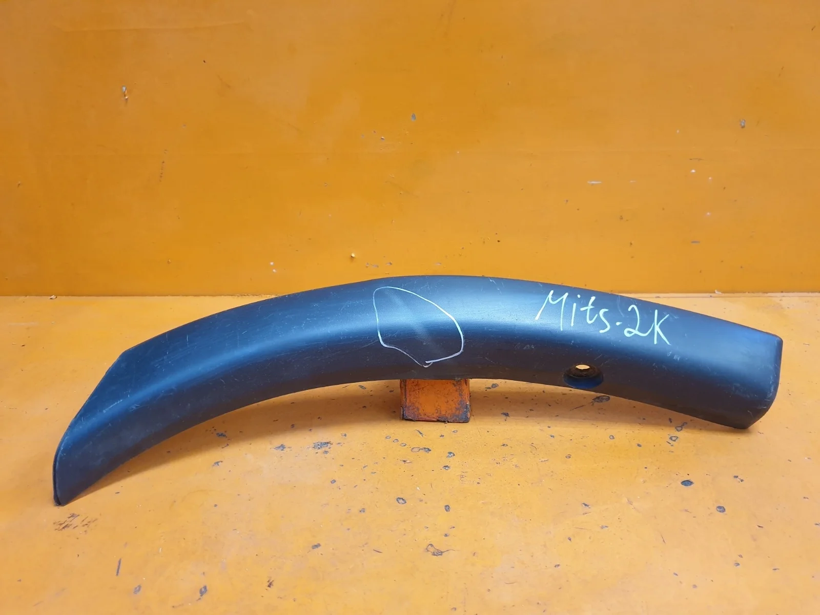 Расширитель бампера Mitsubishi Outlander 2014-2018 3