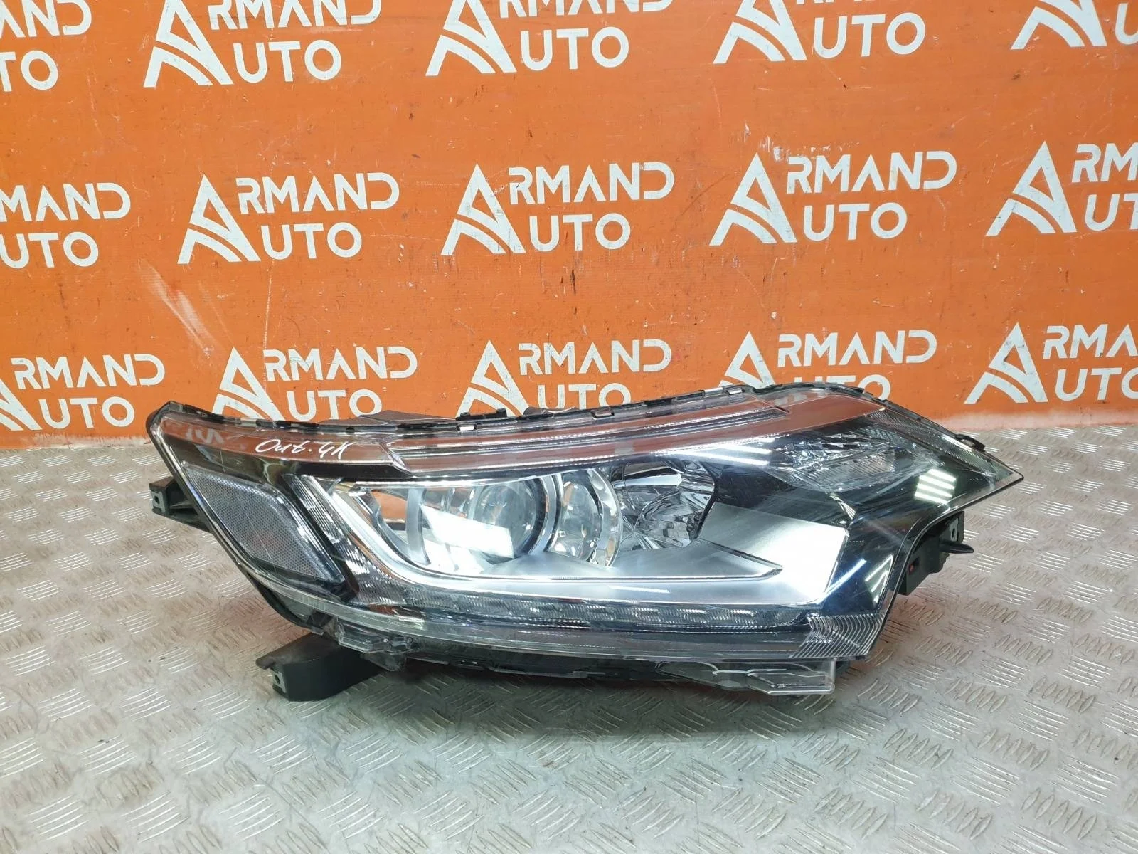 Фара MItsubishi Outlander 2015-нв 3