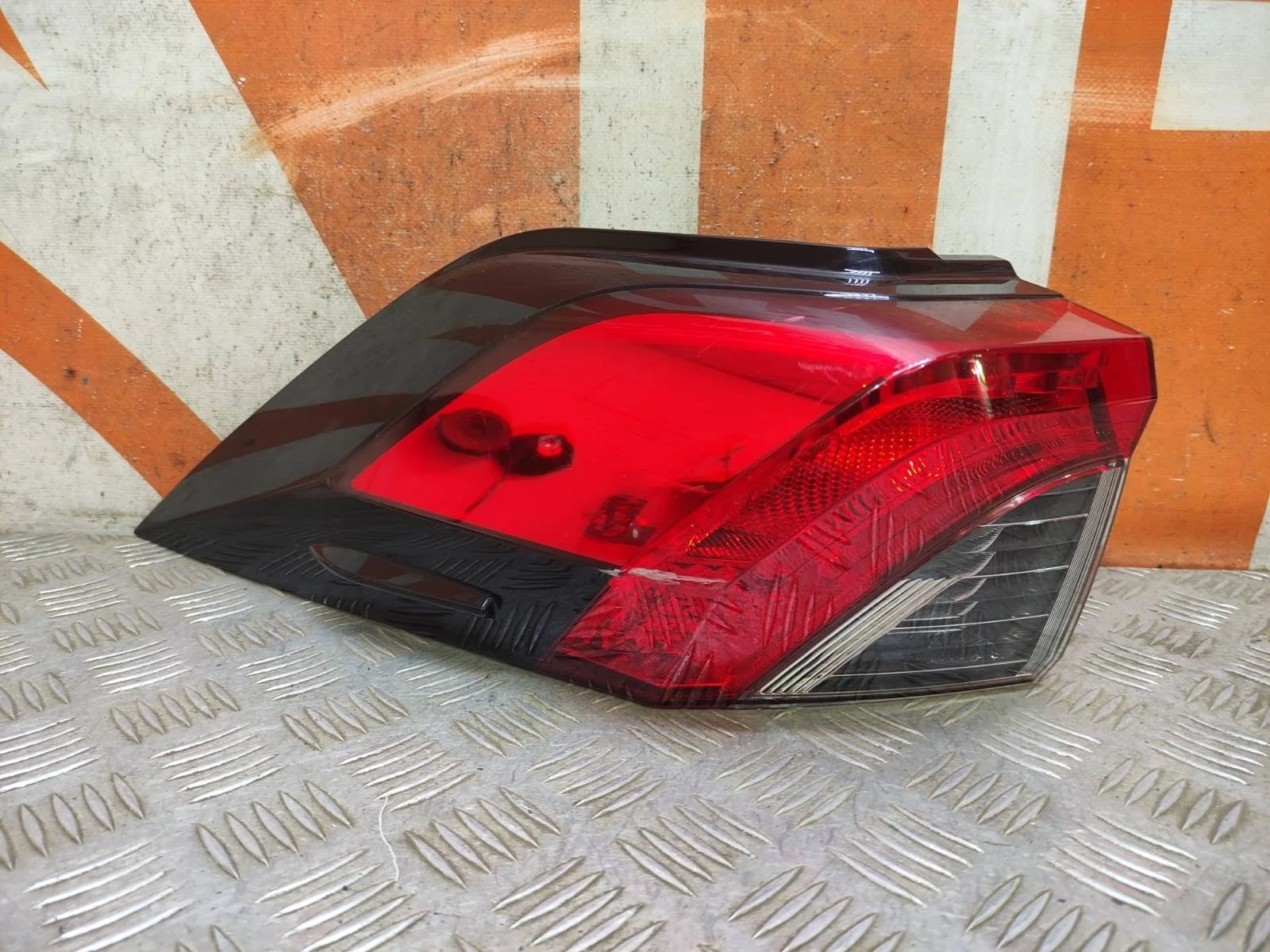 Фонарь внешний Toyota RAV4 2018-нв 5 XA50