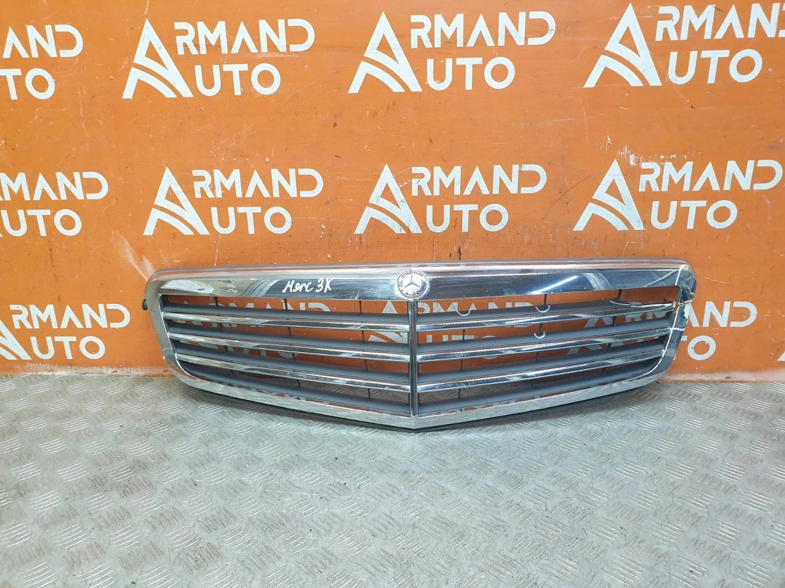 Решетка радиатора Mercedes -Class 2006-2015 W204