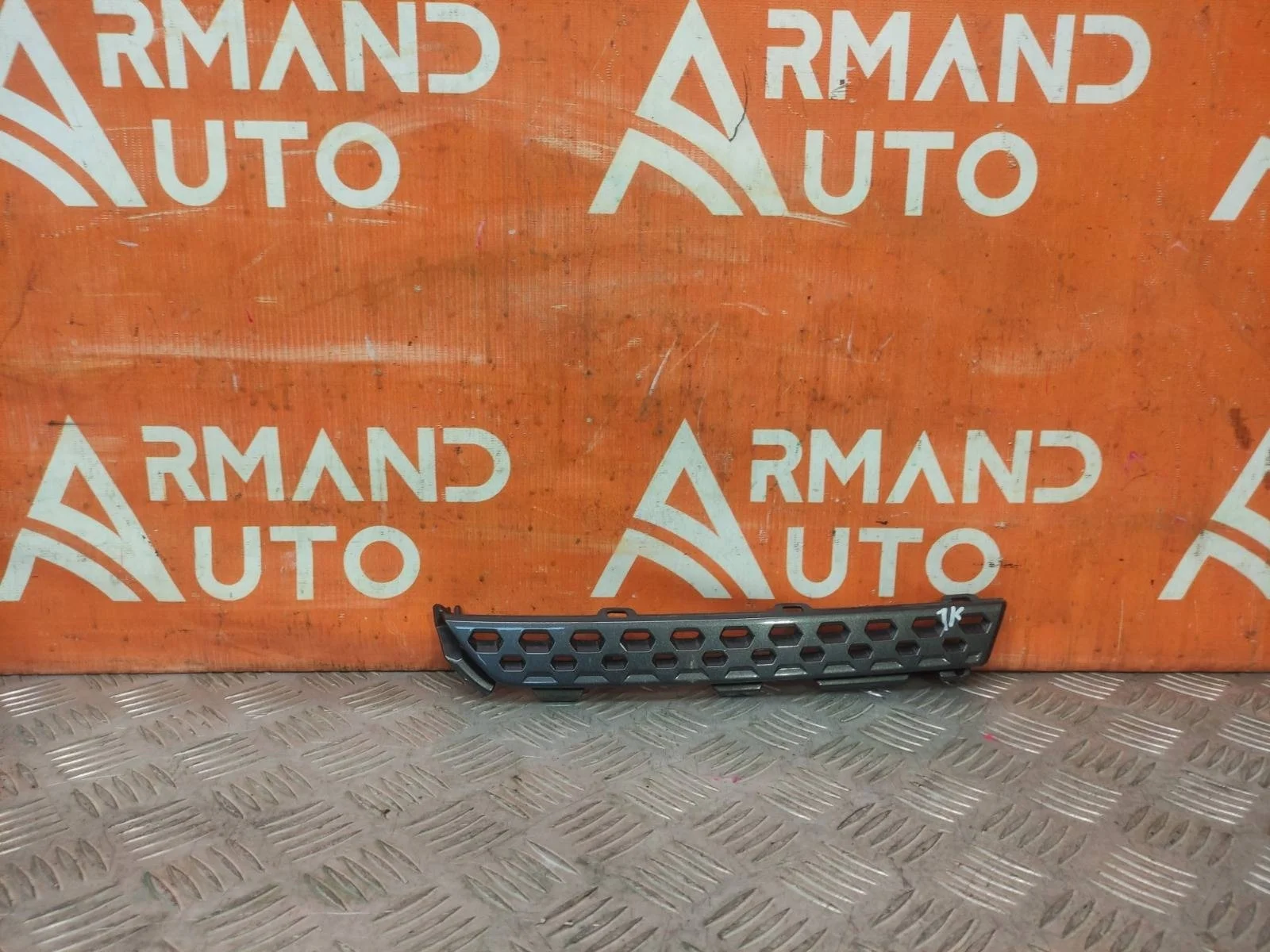 Накладка решетки радиатора MItsubishi Outlander 2018-нв 3