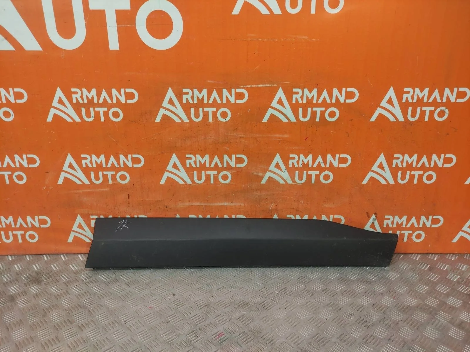 Молдинг двери Toyota RAV4 2018-нв 5 XA50