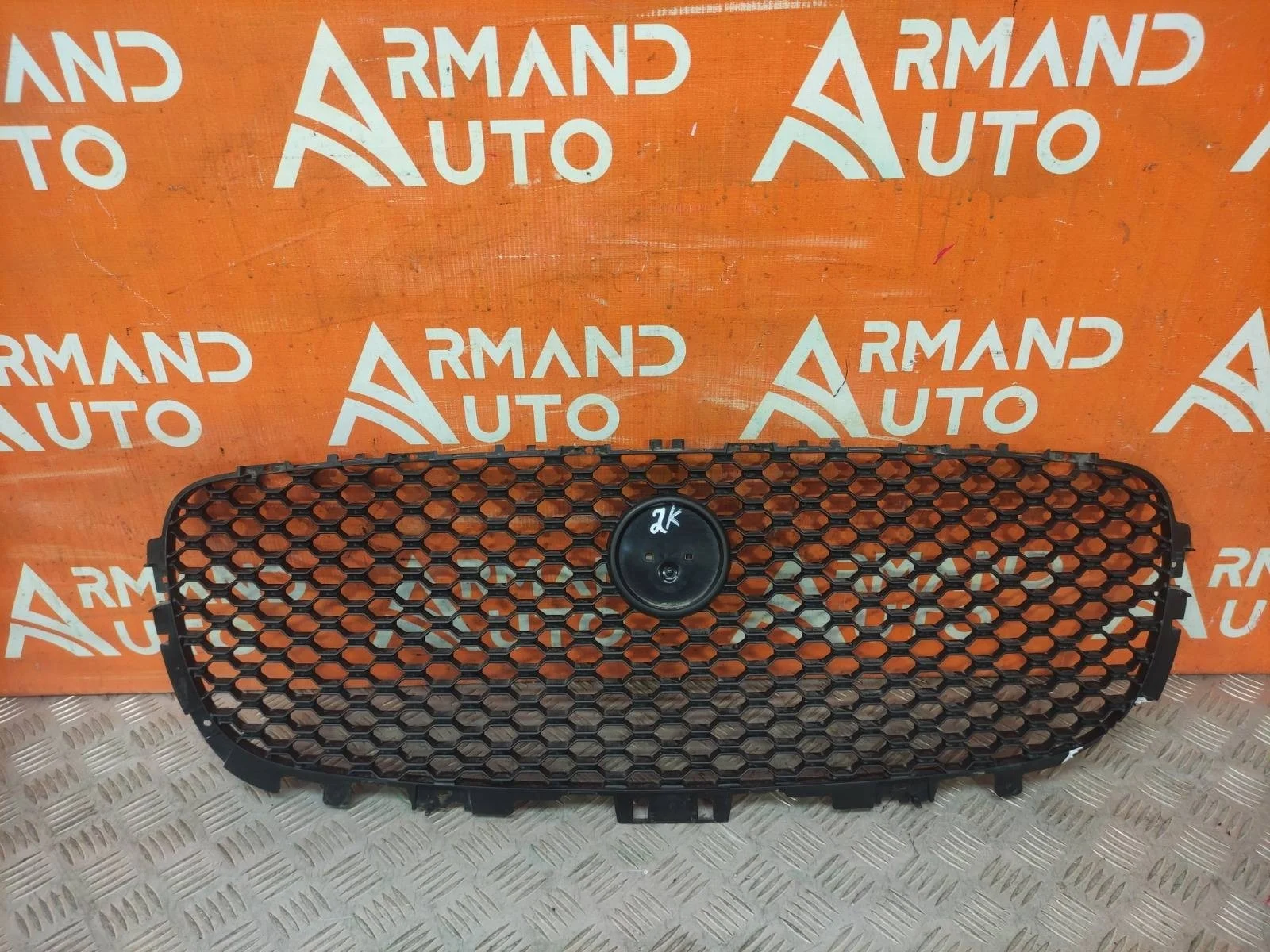 Решетка радиатора Jaguar F-PACE 2016-2020