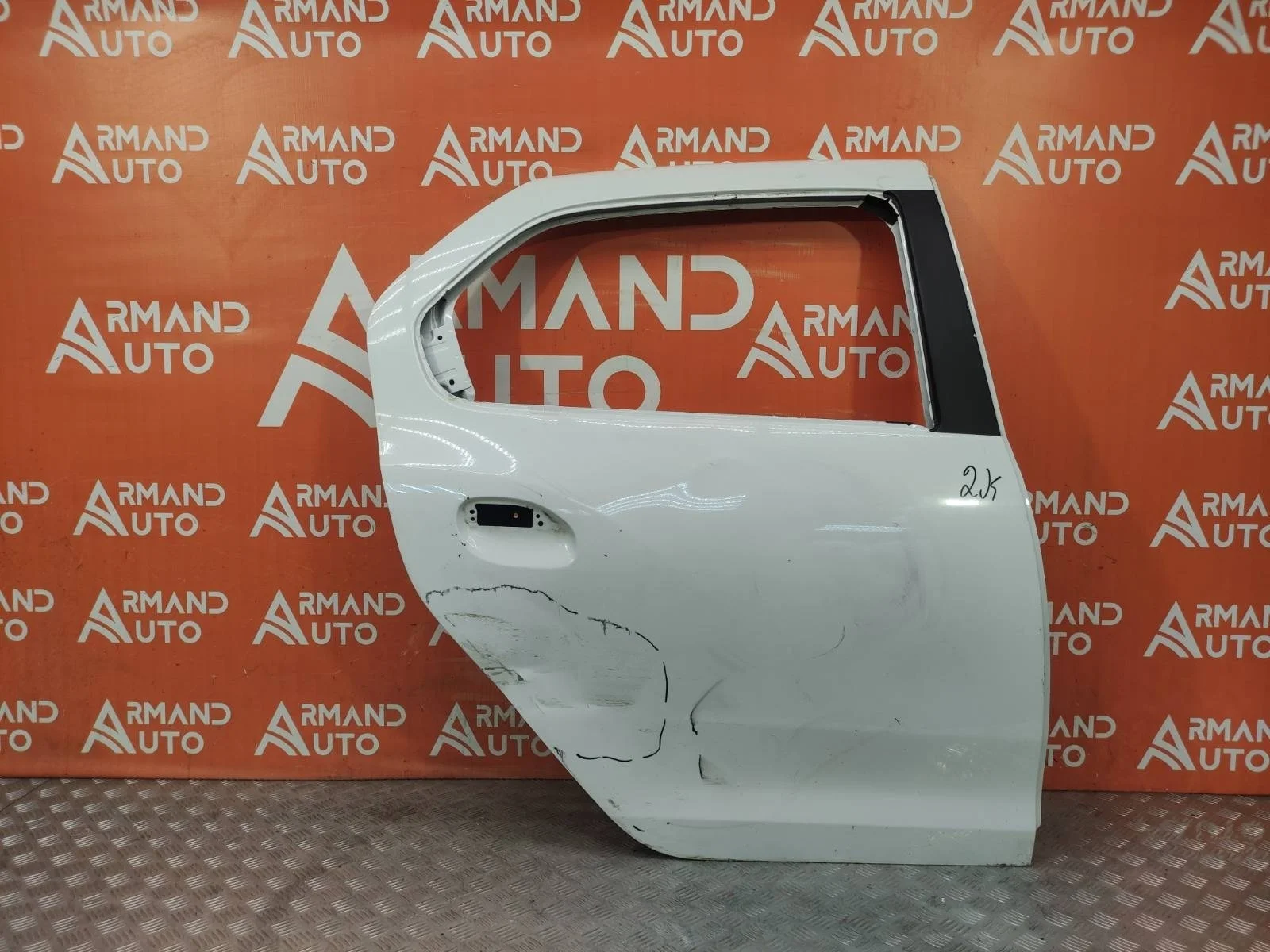 Дверь RENAULT Logan 2012-2022