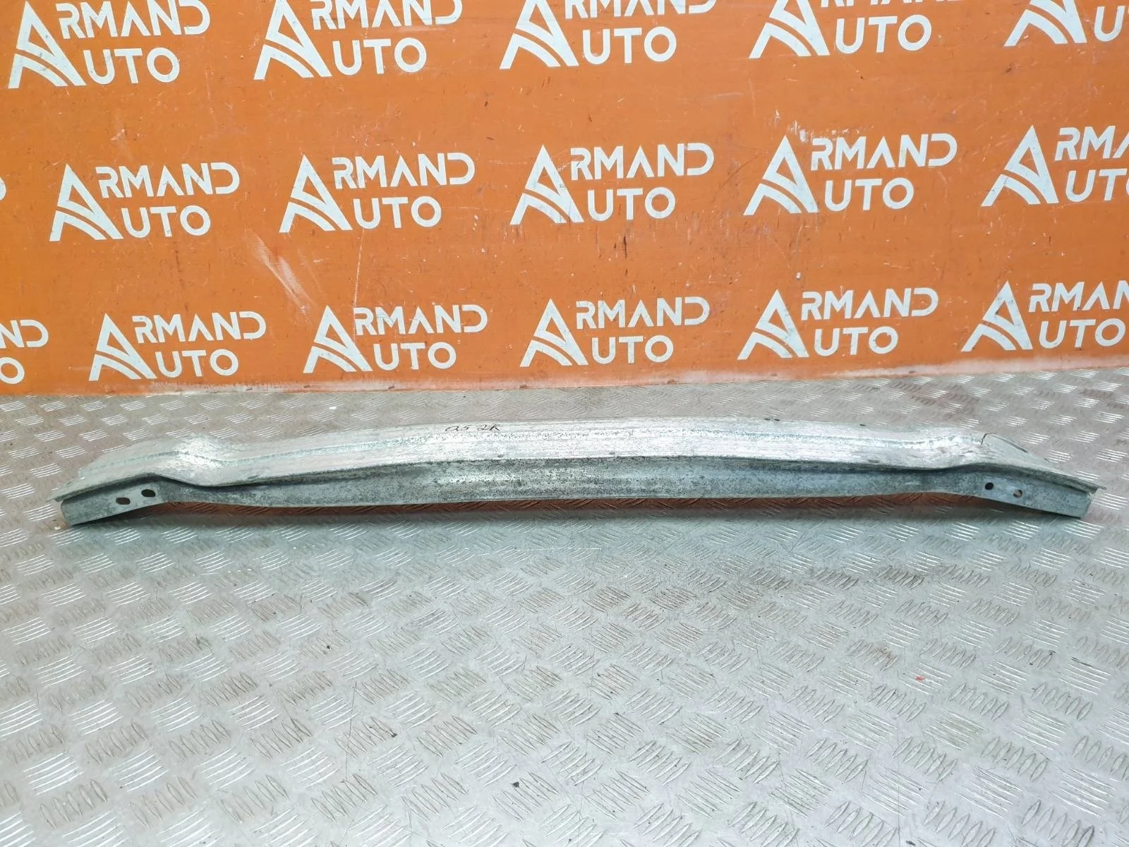 Усилитель бампера Audi Q5 2008-2017 8R