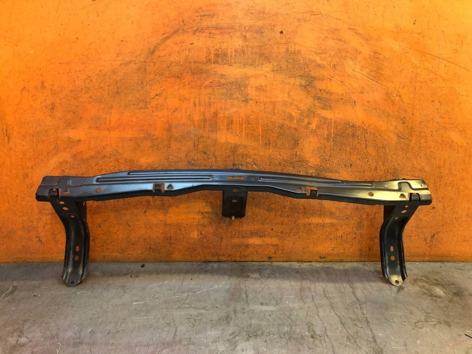 Усилитель бампера Mitsubishi Pajero Sport 2015-2021 3