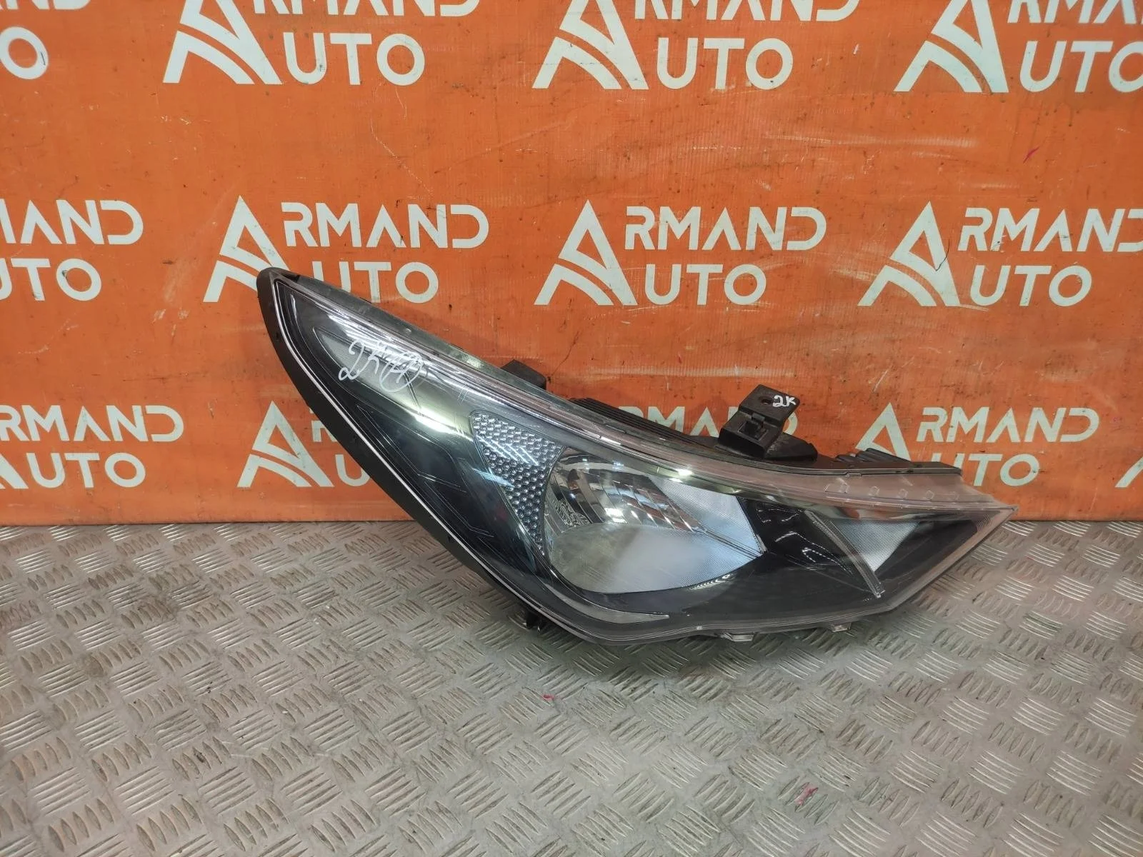 Фара Hyundai Solaris 2020-нв