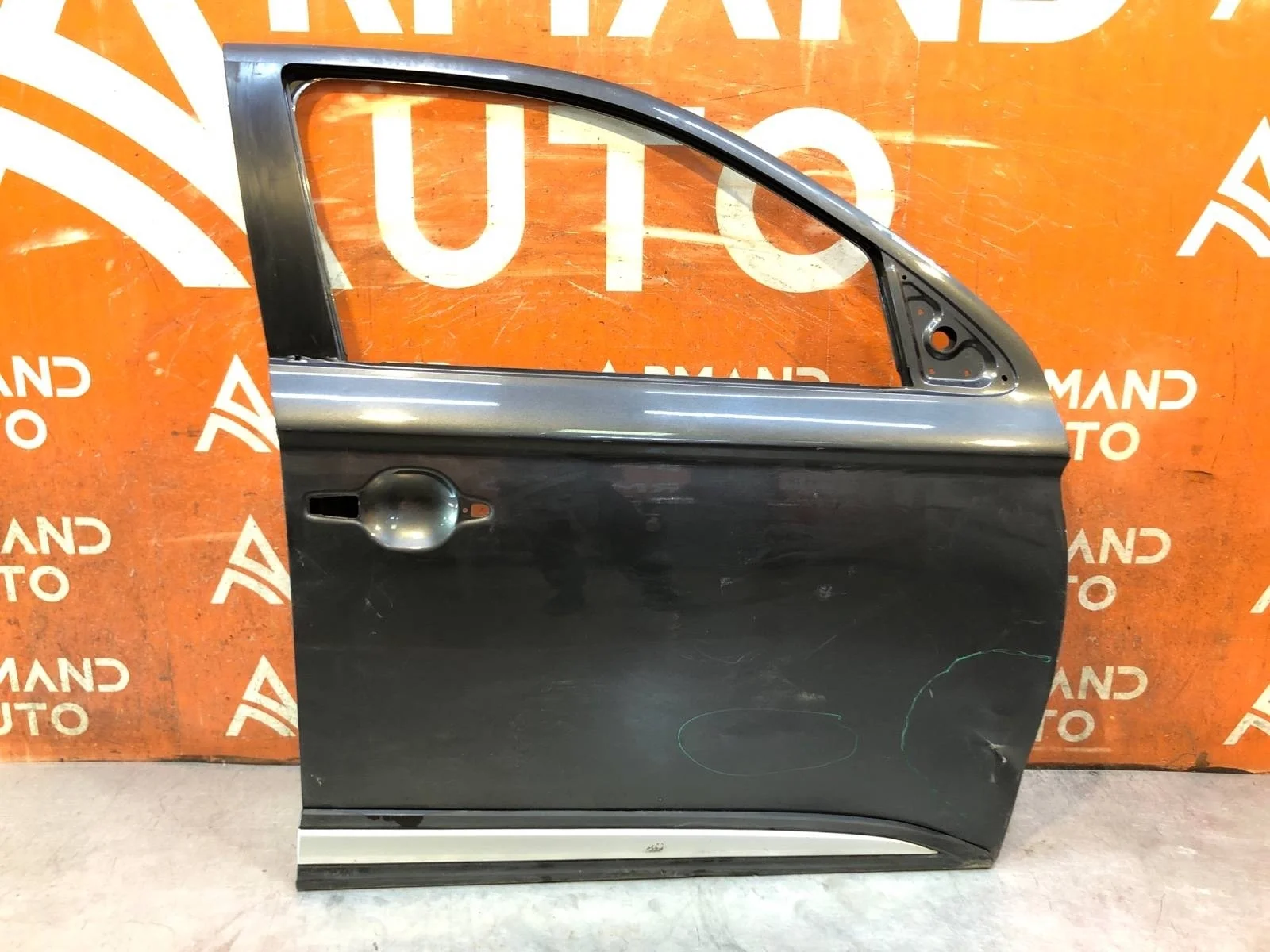 Дверь Mitsubishi Outlander 2015-нв 3