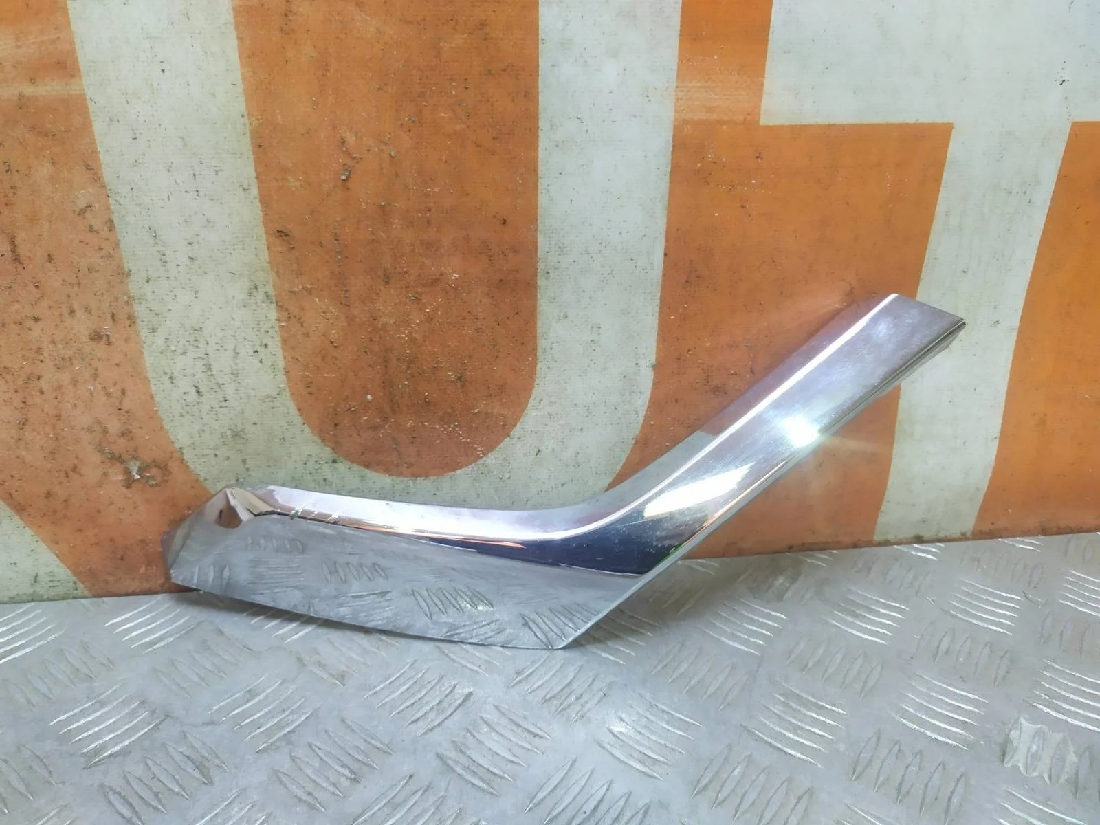 Накладка бампера нижняя MItsubishi Pajero sport 2015-2021 3