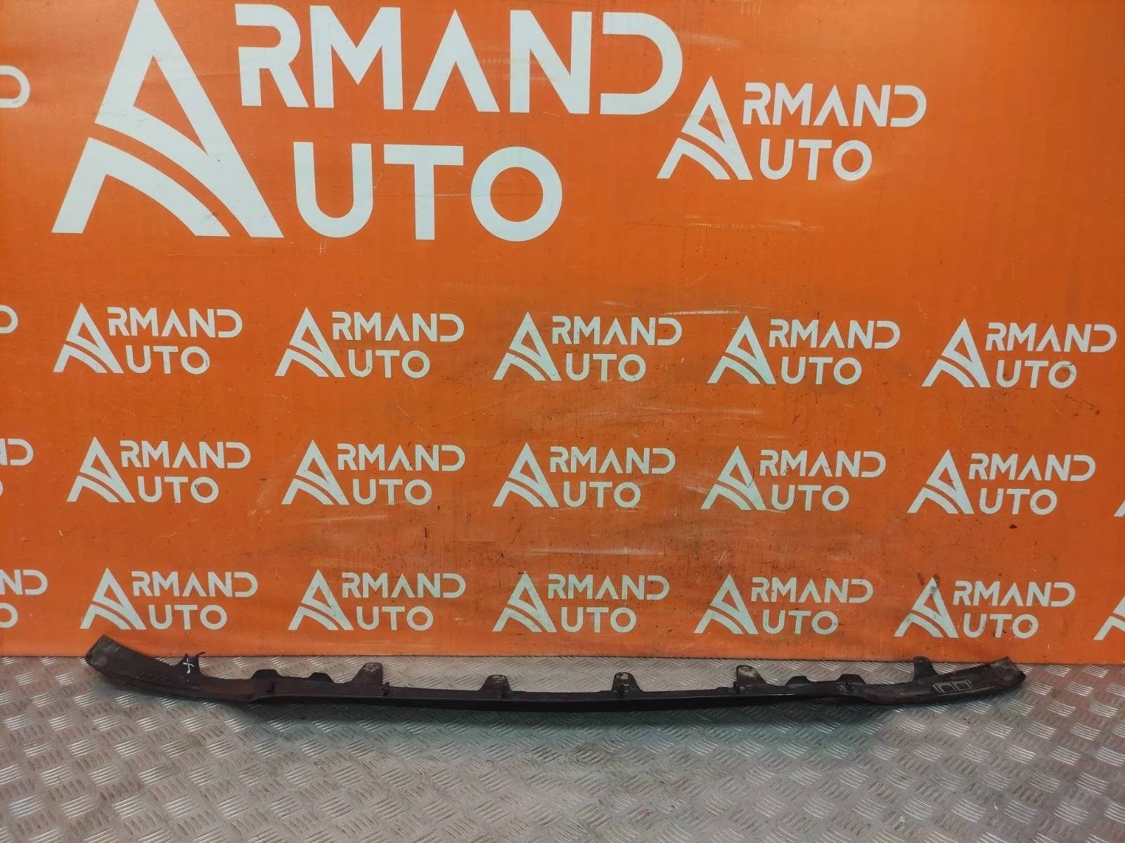 Накладка бампера нижняя Lexus LS 2012-2017 4