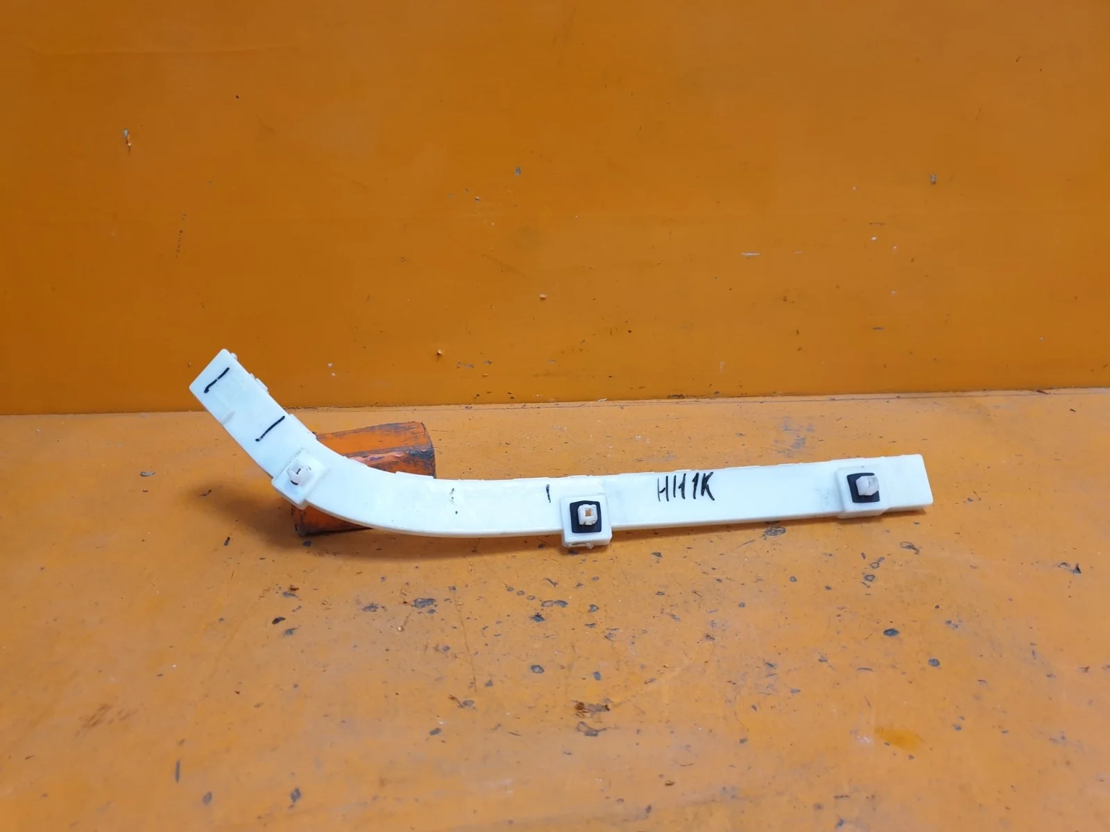 Кронштейн бампера Mitsubishi Lancer 2007-2017 10