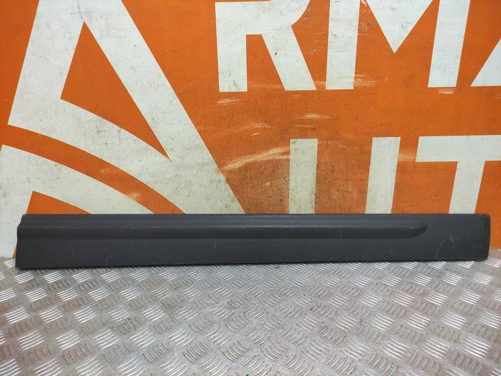 Молдинг двери KIA Sorento 2009-2019 XM