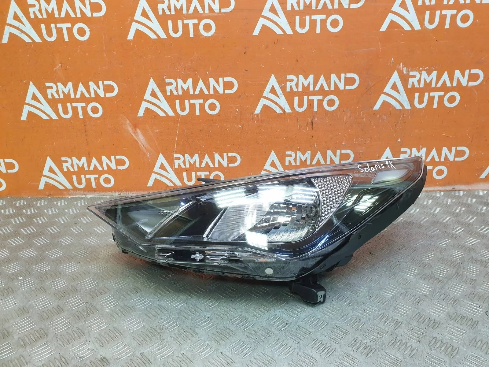 Фара Hyundai Solaris 2020-нв